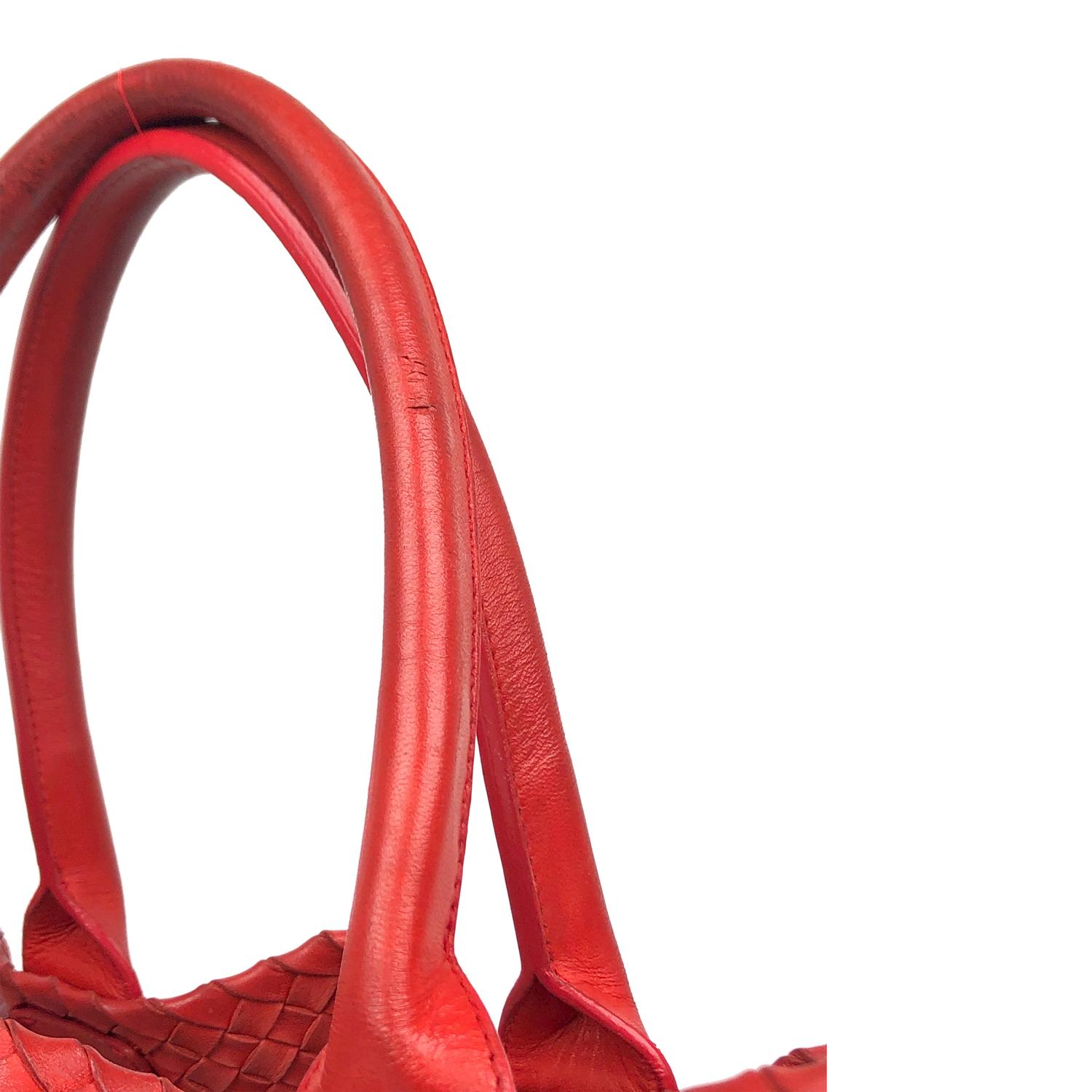 Red Intrecciato Leather Bottega Veneta Small Cabat Tote Bag For Sale 1