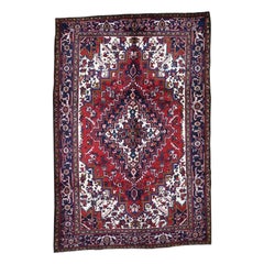 Red & Ivory Semi Antique Heriz Excellent Condition Hand-Knotted Oriental Rug, 7'