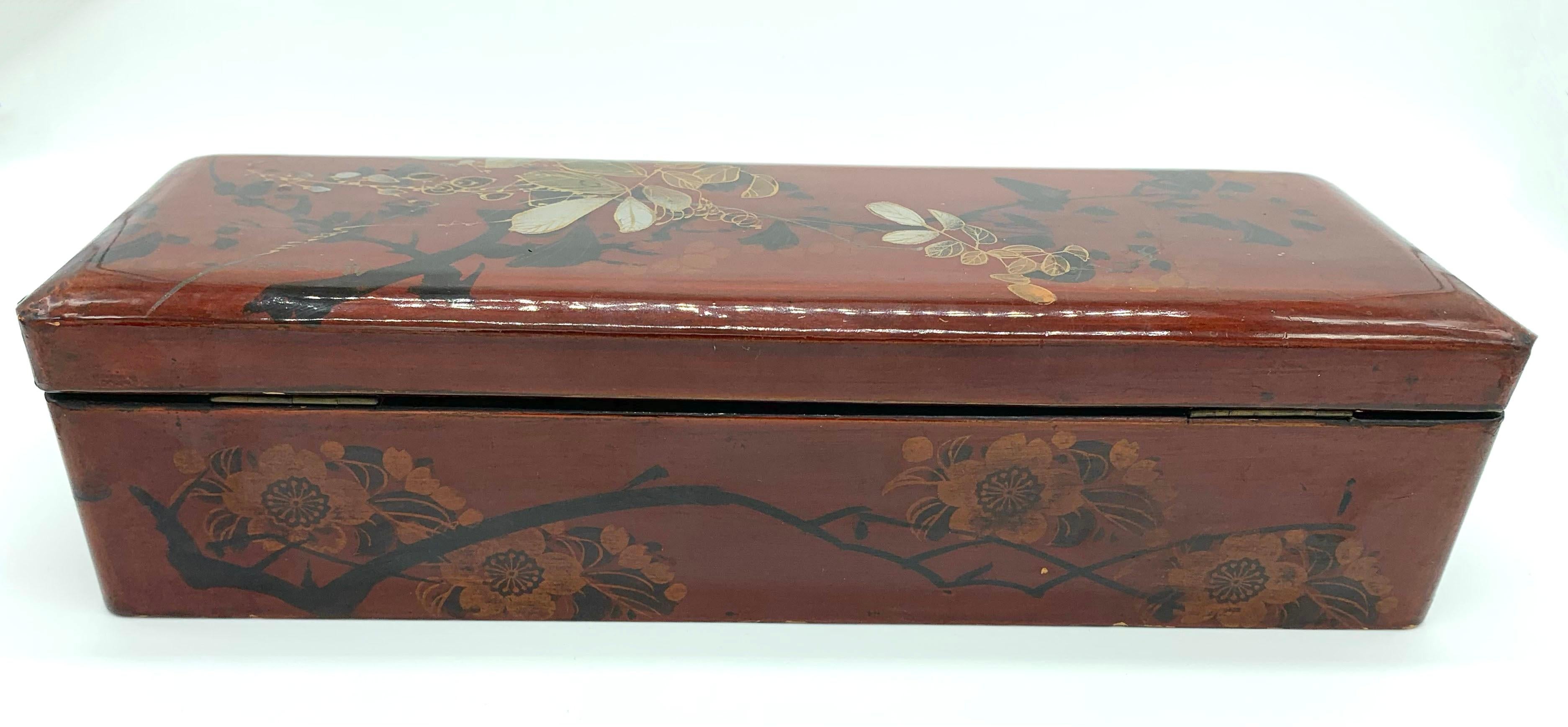 Red Japanese Lacquered Box circa 1880 at 1stDibs