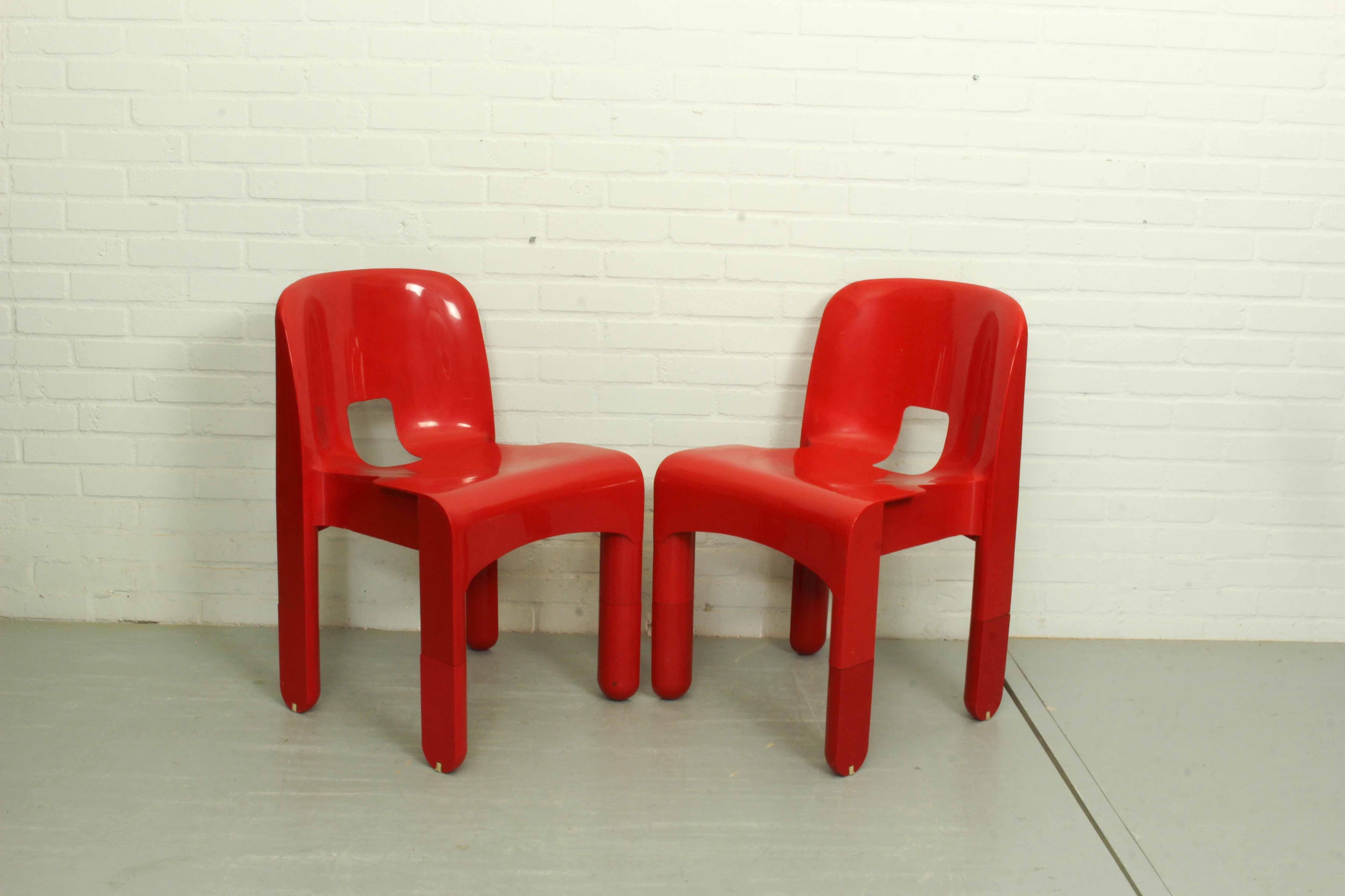 Mid-Century Modern Red Joe Colombo Universale Plastic Chair by Kartell, Italy, 1967