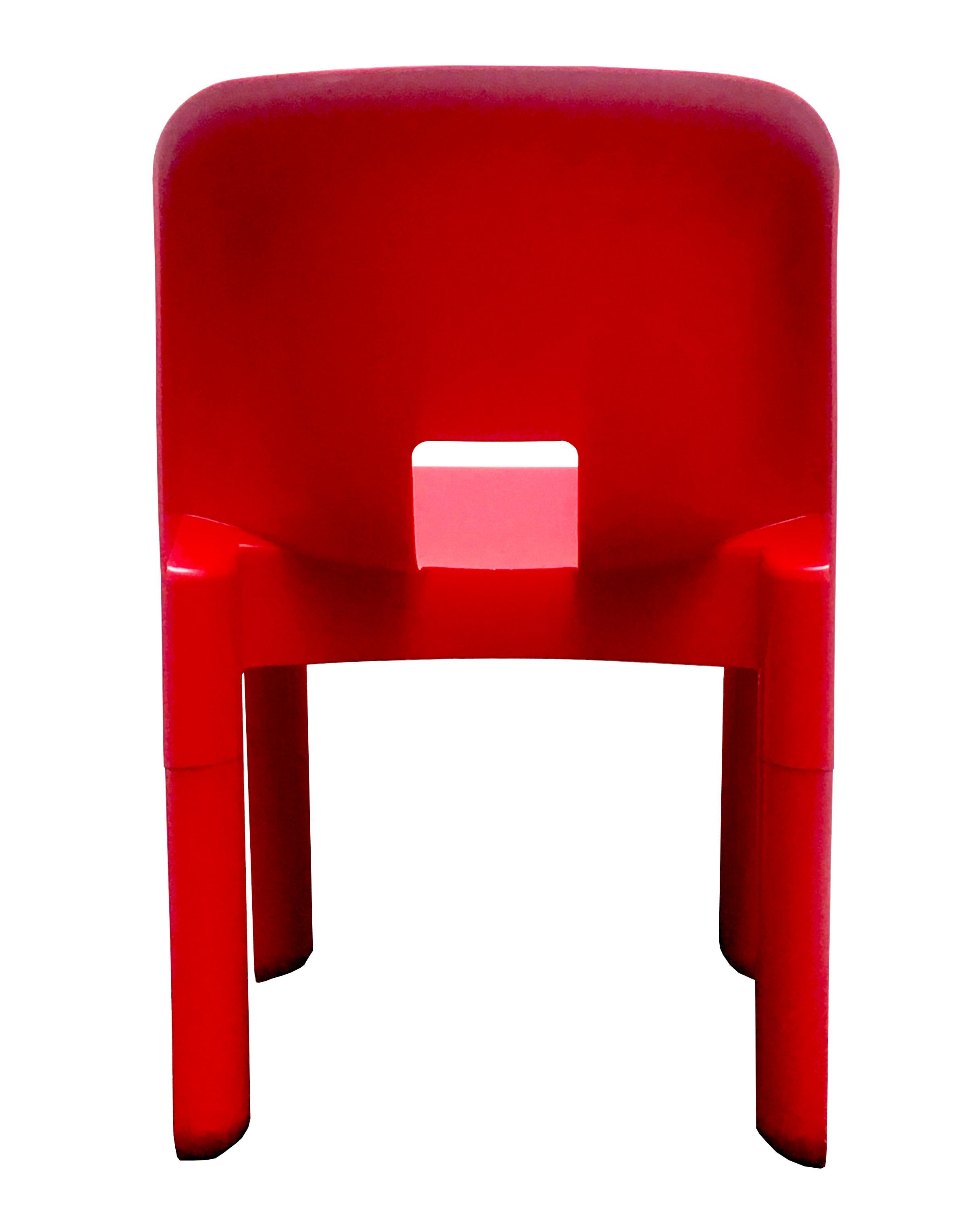 Mid-Century Modern Chaise universelle en plastique rouge Joe Colombo de Kartell, Italie, 1967