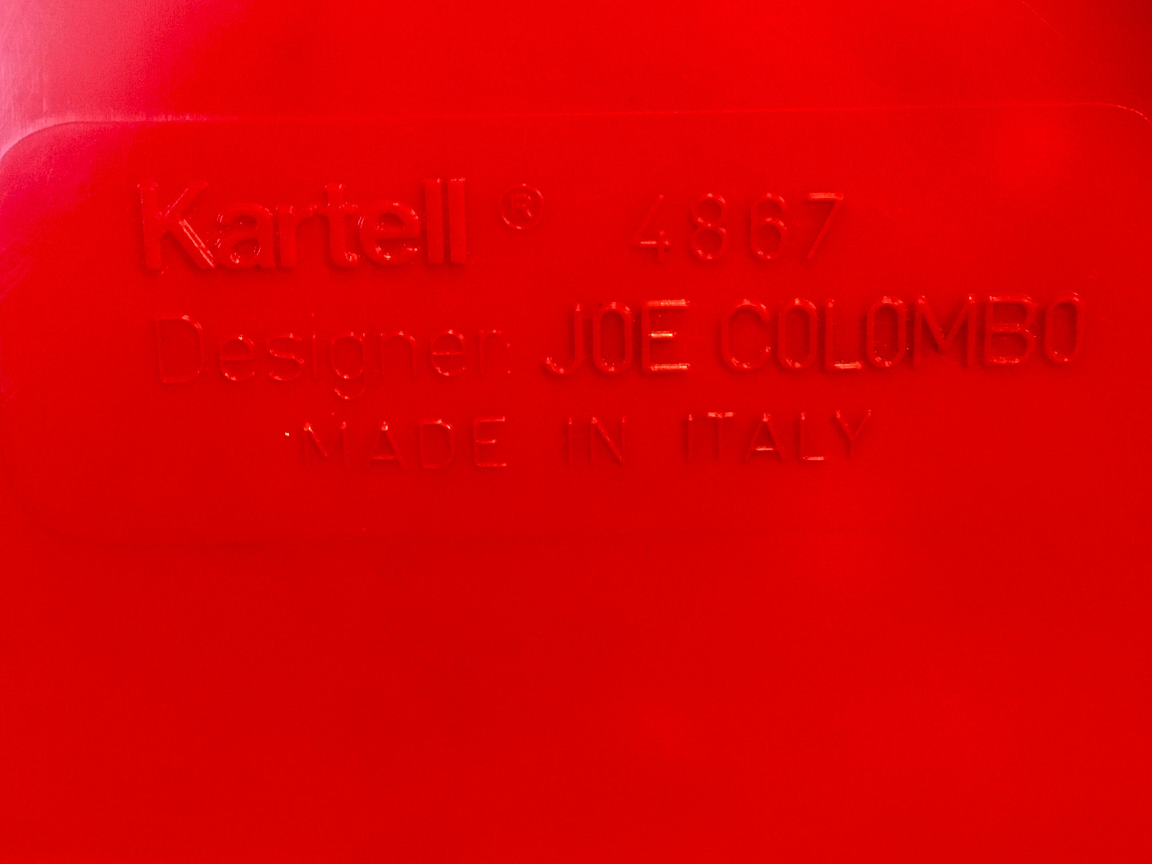 Chaise universelle en plastique rouge Joe Colombo de Kartell, Italie, 1967 Bon état à Naples, IT