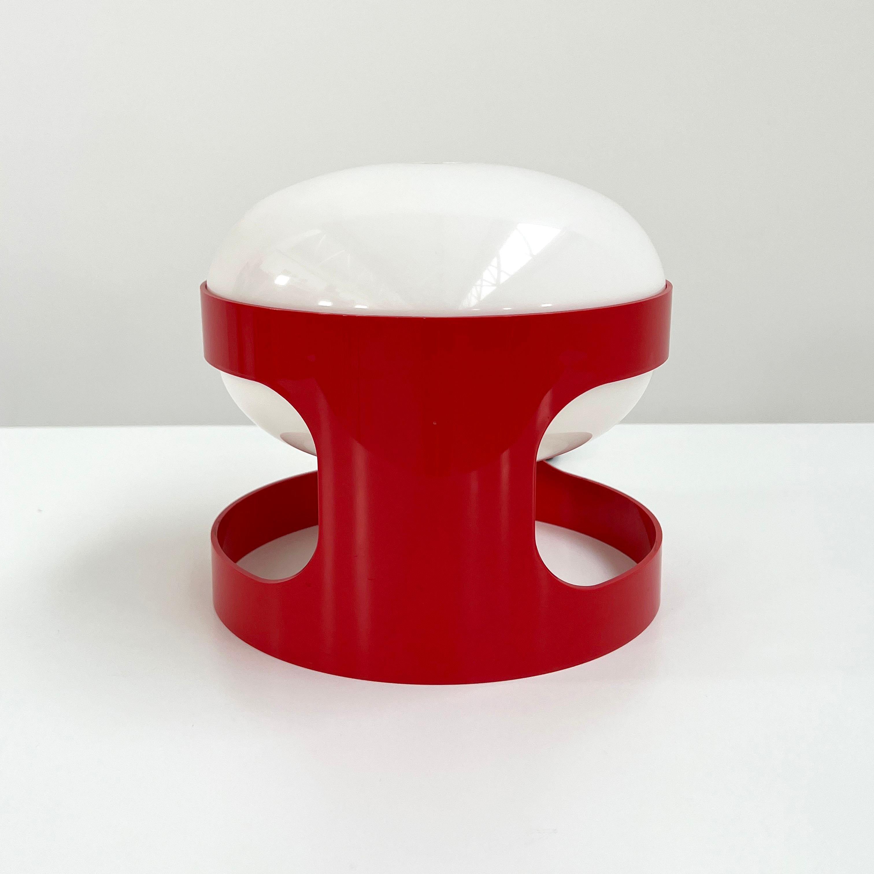 Red KD27 Table Lamp by Joe Colombo for Kartell, 1970s In Good Condition In Ixelles, Bruxelles