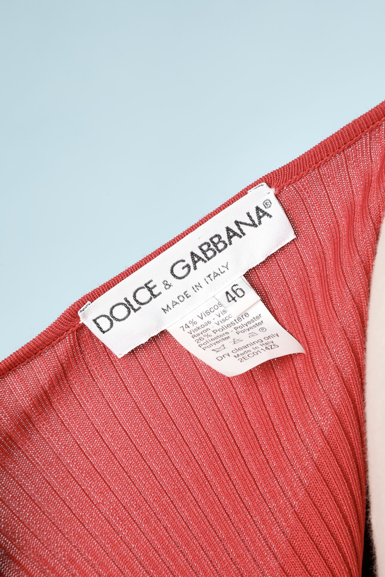 Cardigan en tricot rouge avec boutons de marque Dolce & Gabbana  en vente 1