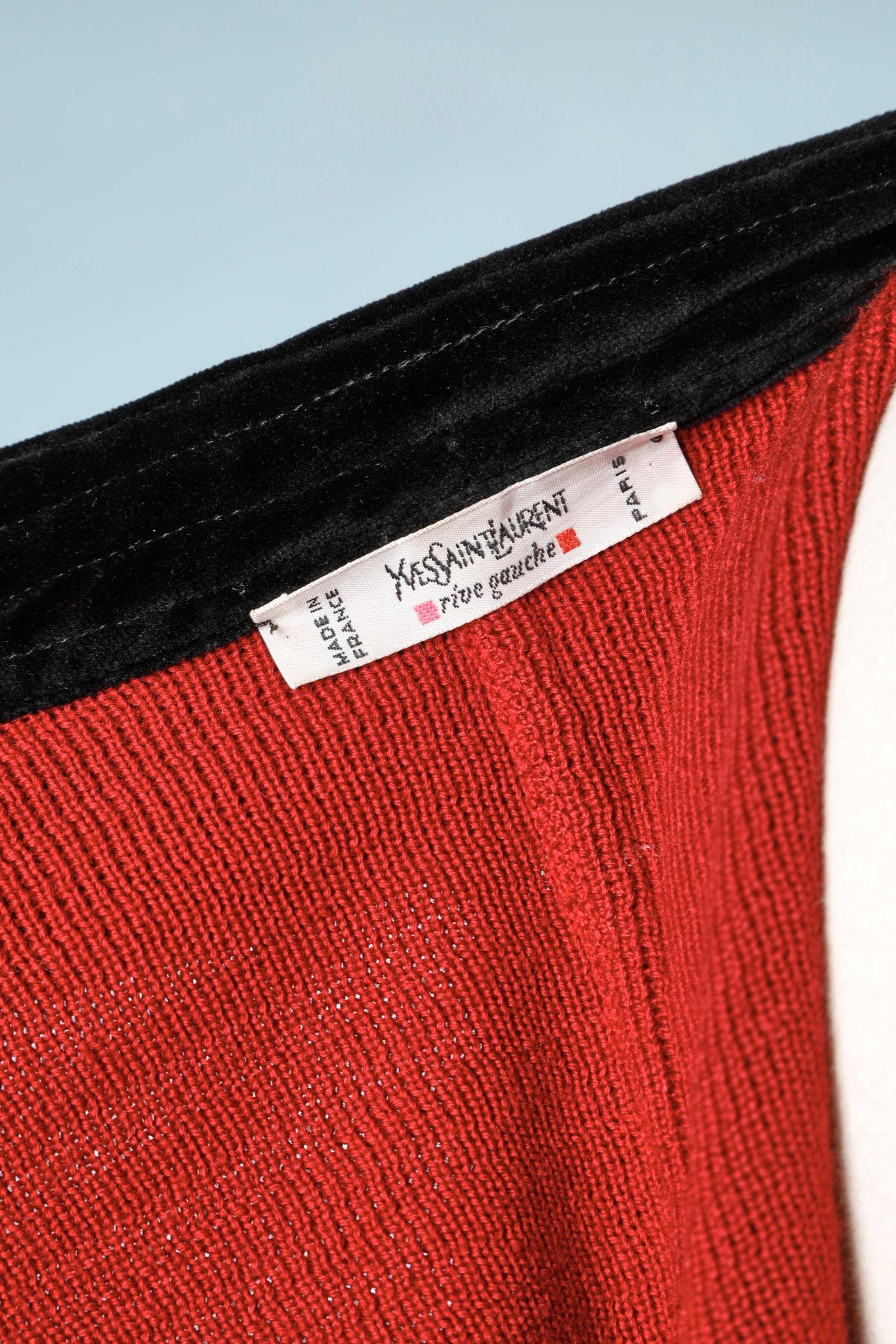 Cardigan long en maille rouge avec détails en velours noir Yves Saint Laurent Rive Gauche  Pour femmes en vente