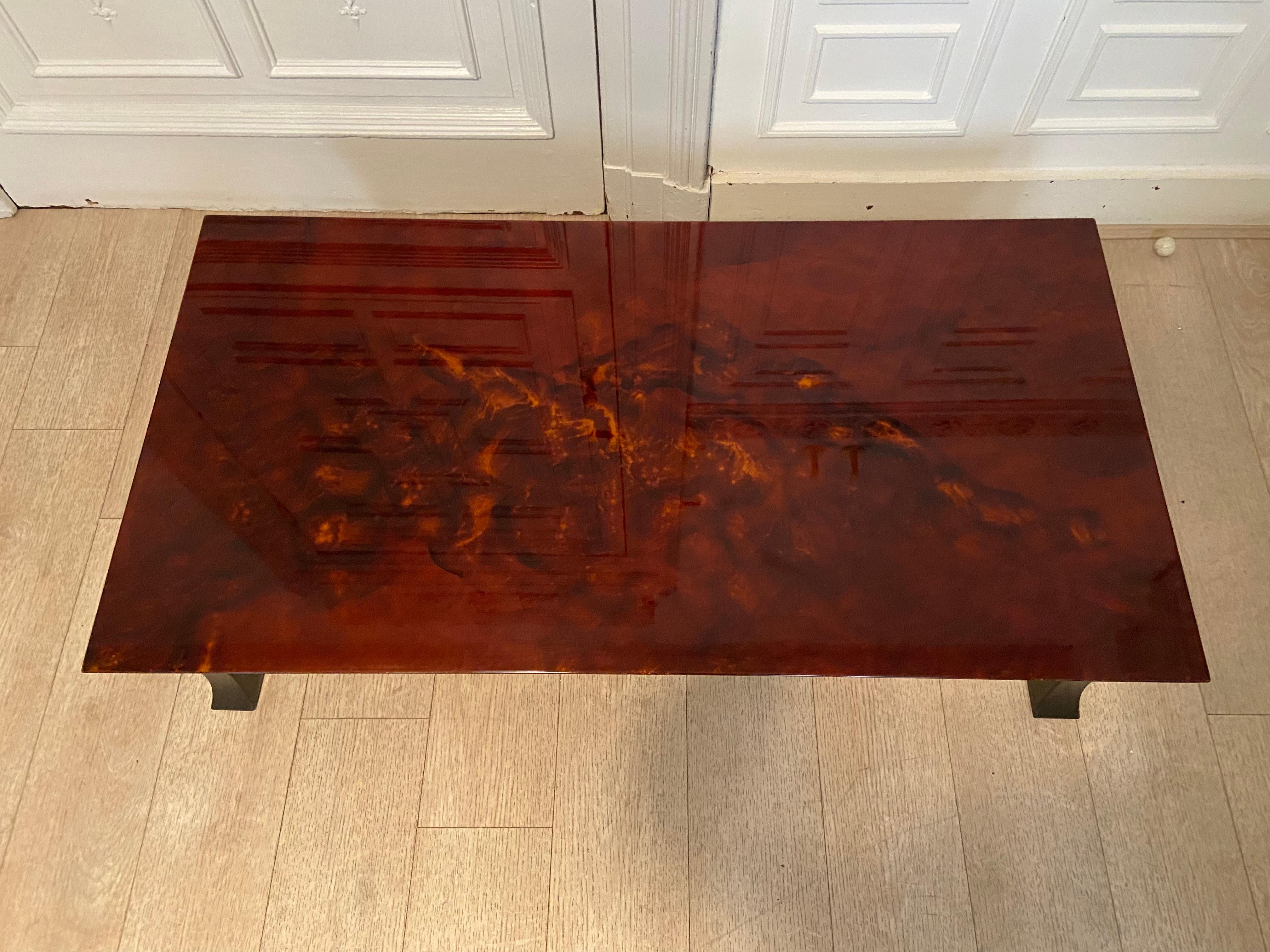 Red lacquer and gold coffee table 1970s For Sale 1