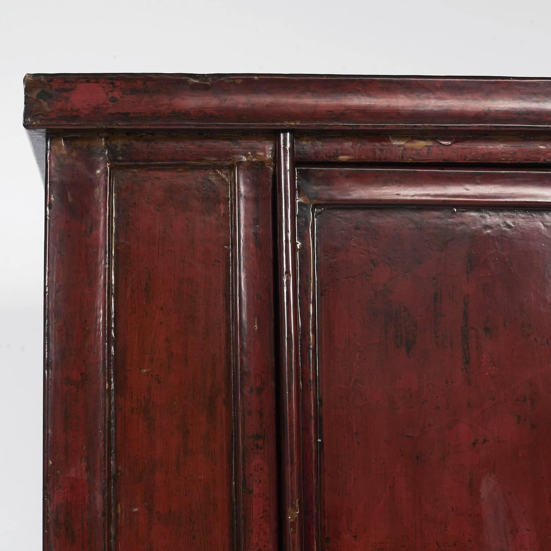 Red Lacquer Cabinet, Shanxi Province 1820-1840 In Good Condition For Sale In Kastrup, DK