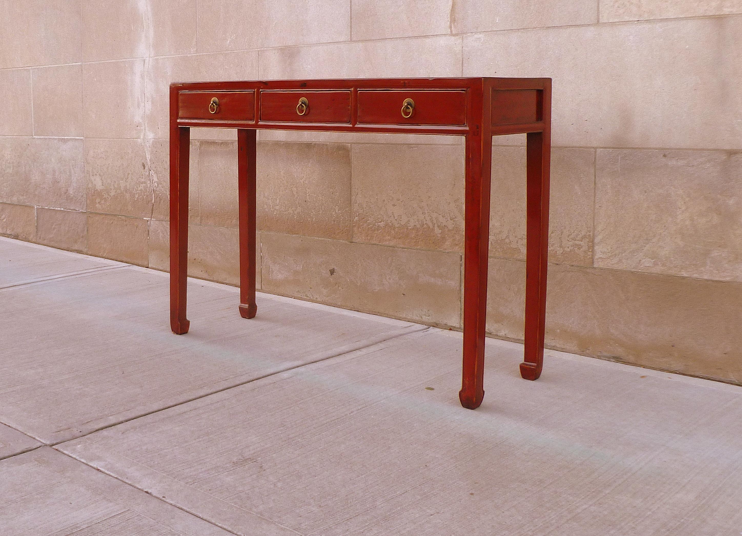 Red Lacquer Console Table In Excellent Condition In Greenwich, CT