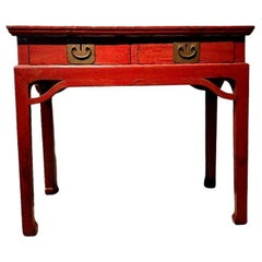 Scrivania laccata rossa