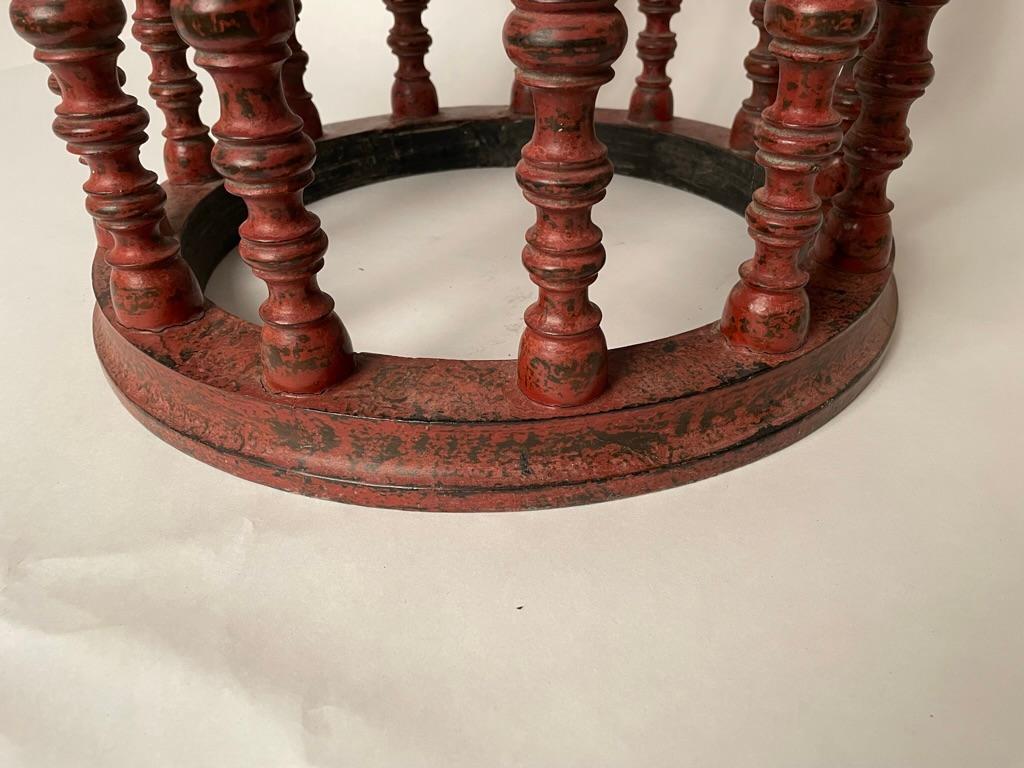 Red Lacquer Round Side Table with Turned Legs 7