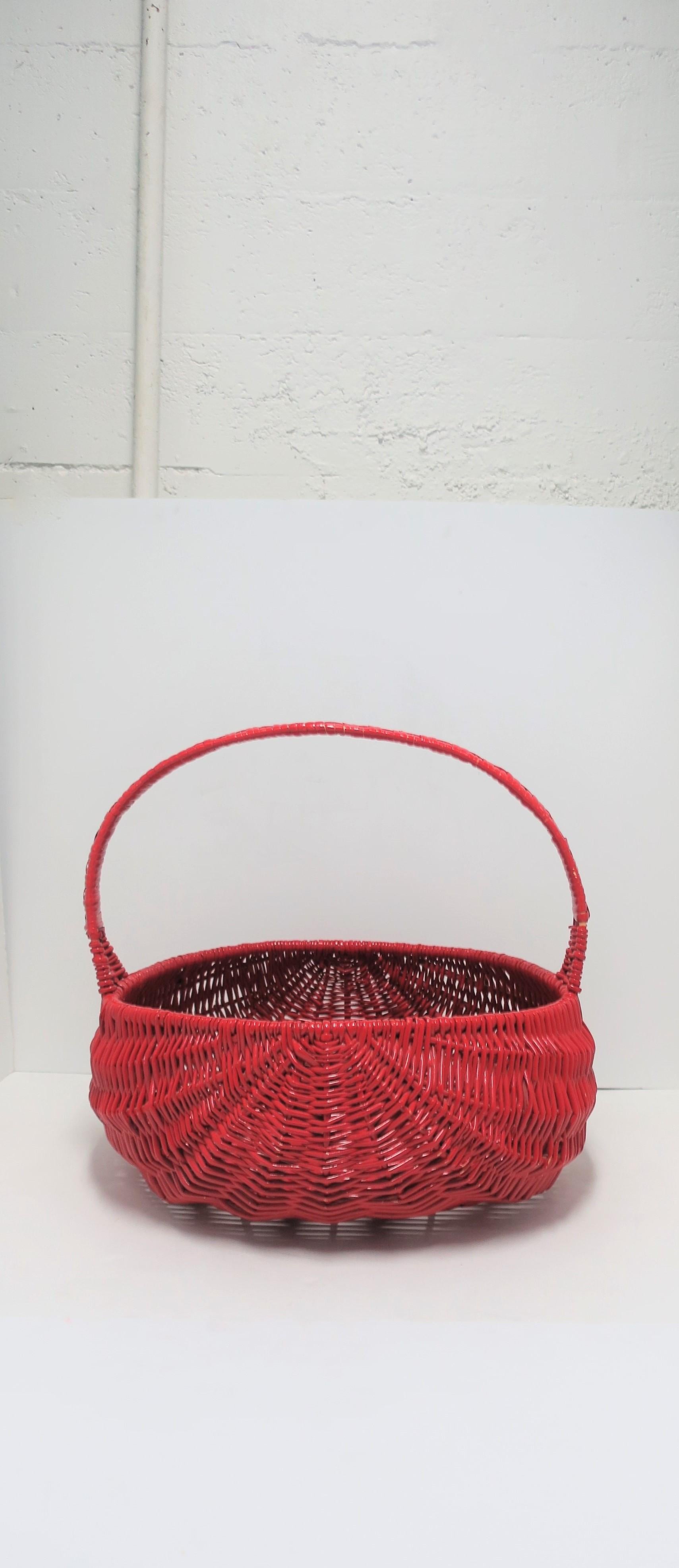 Wicker Basket Red Lacquer, Large 5