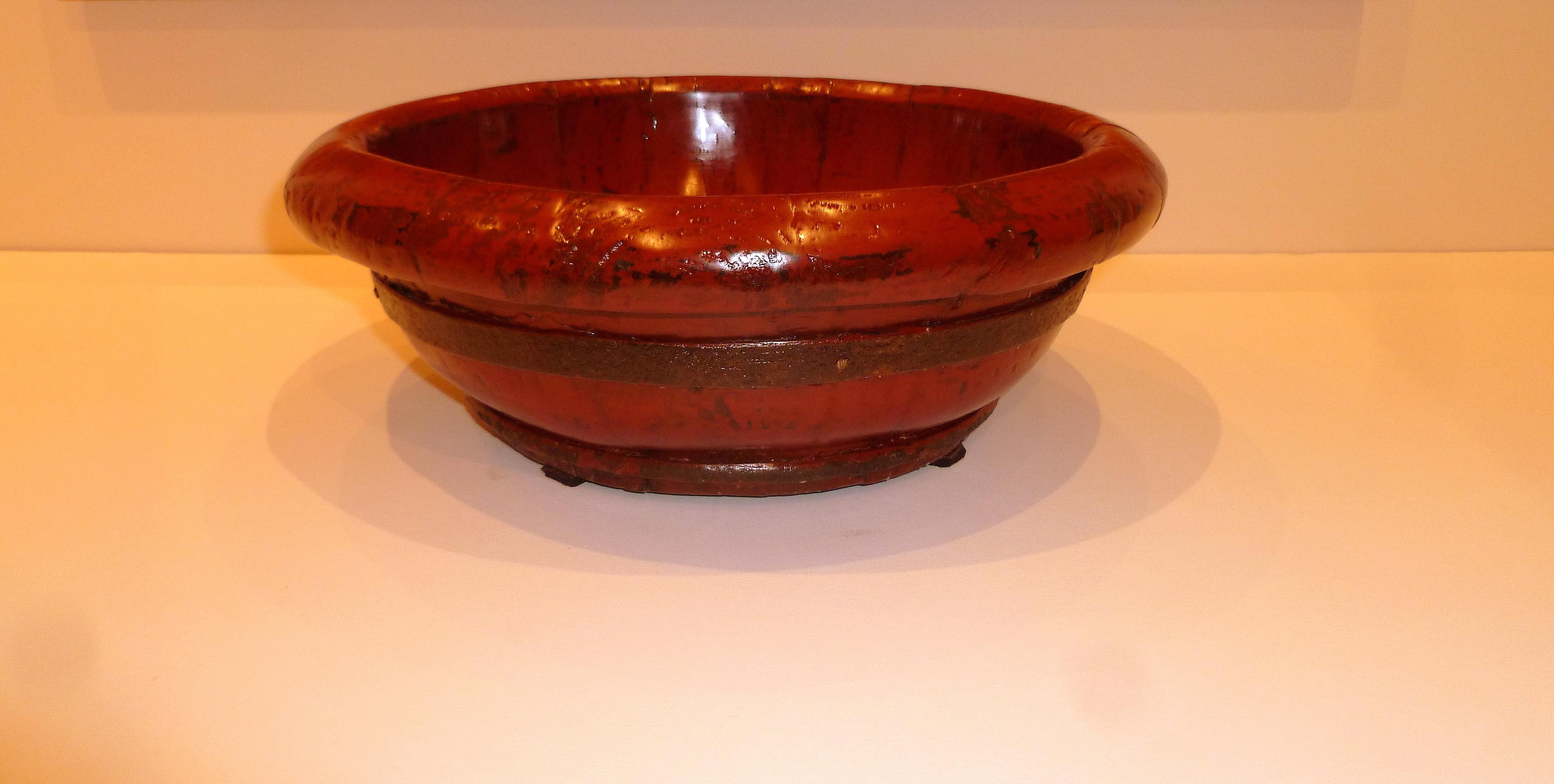 Red Lacquer Wooden Wedding Bowl. Served with Desserts.