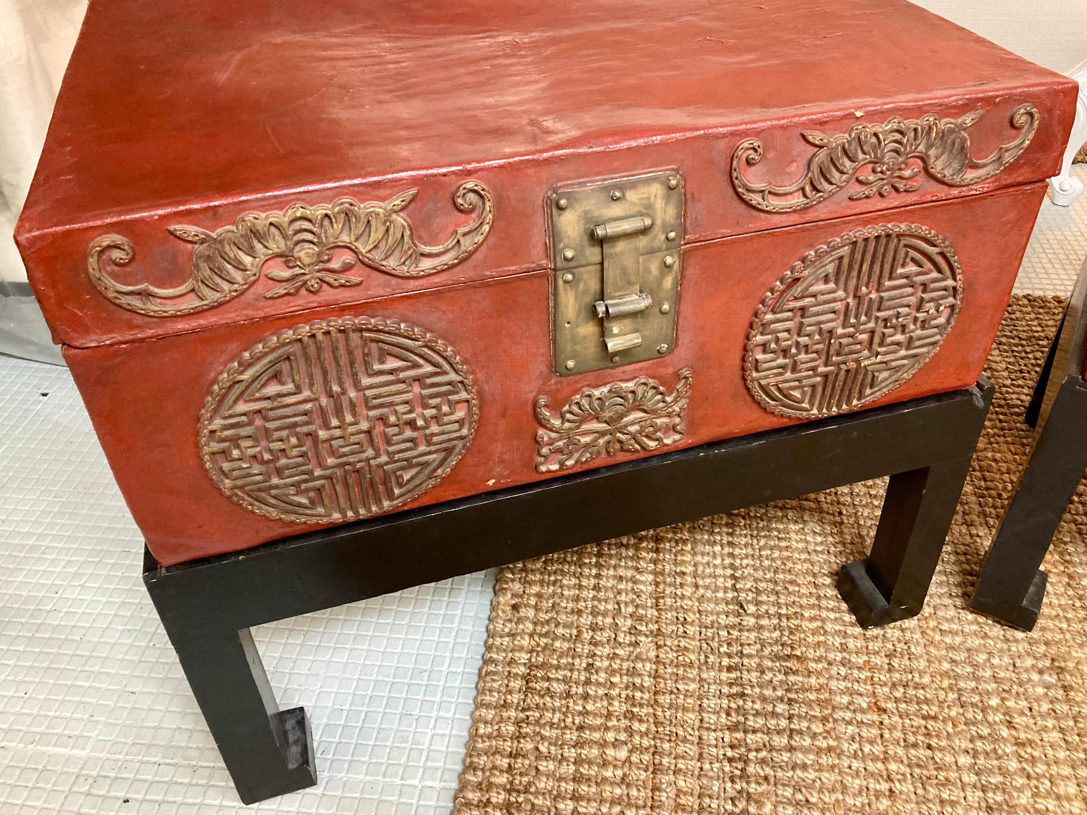 Chinese Red Lacquered Asian Trunk Side Tables on Black Stands, a Pair For Sale