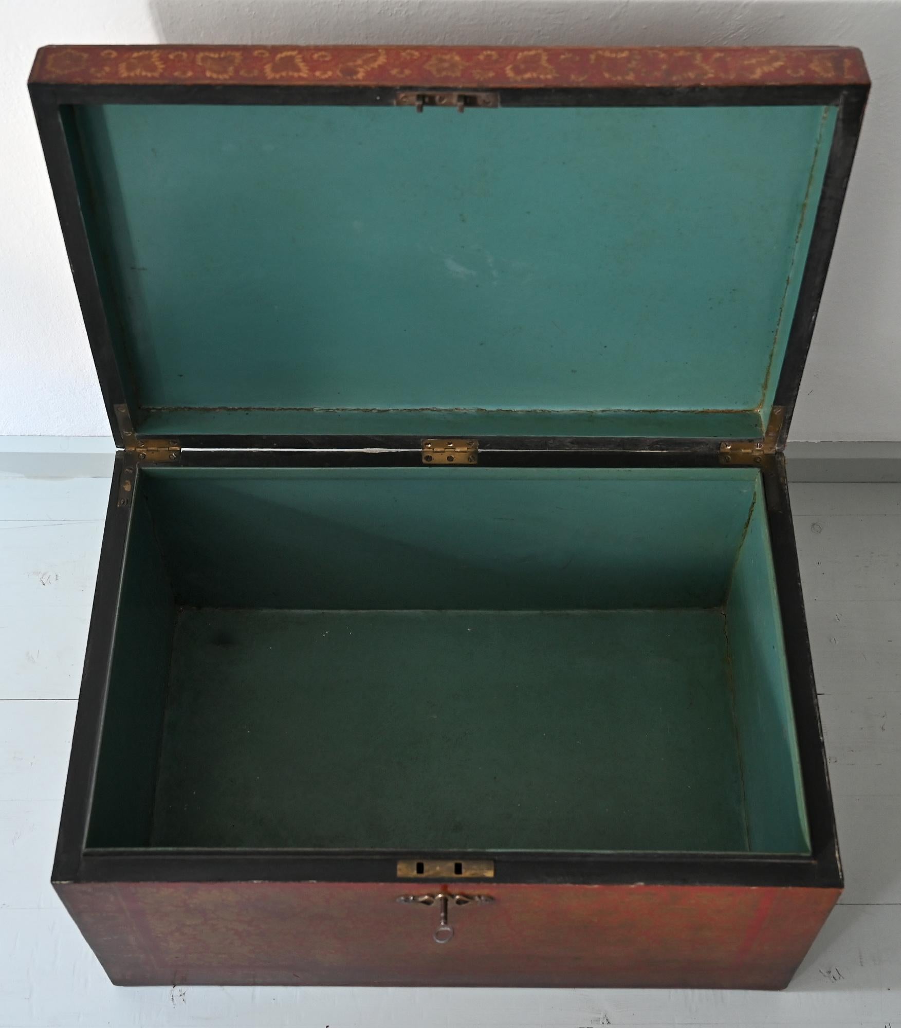British Indian Ocean Territory Red Lacquered Chest on Stand 19th Century, British India, 1860 For Sale