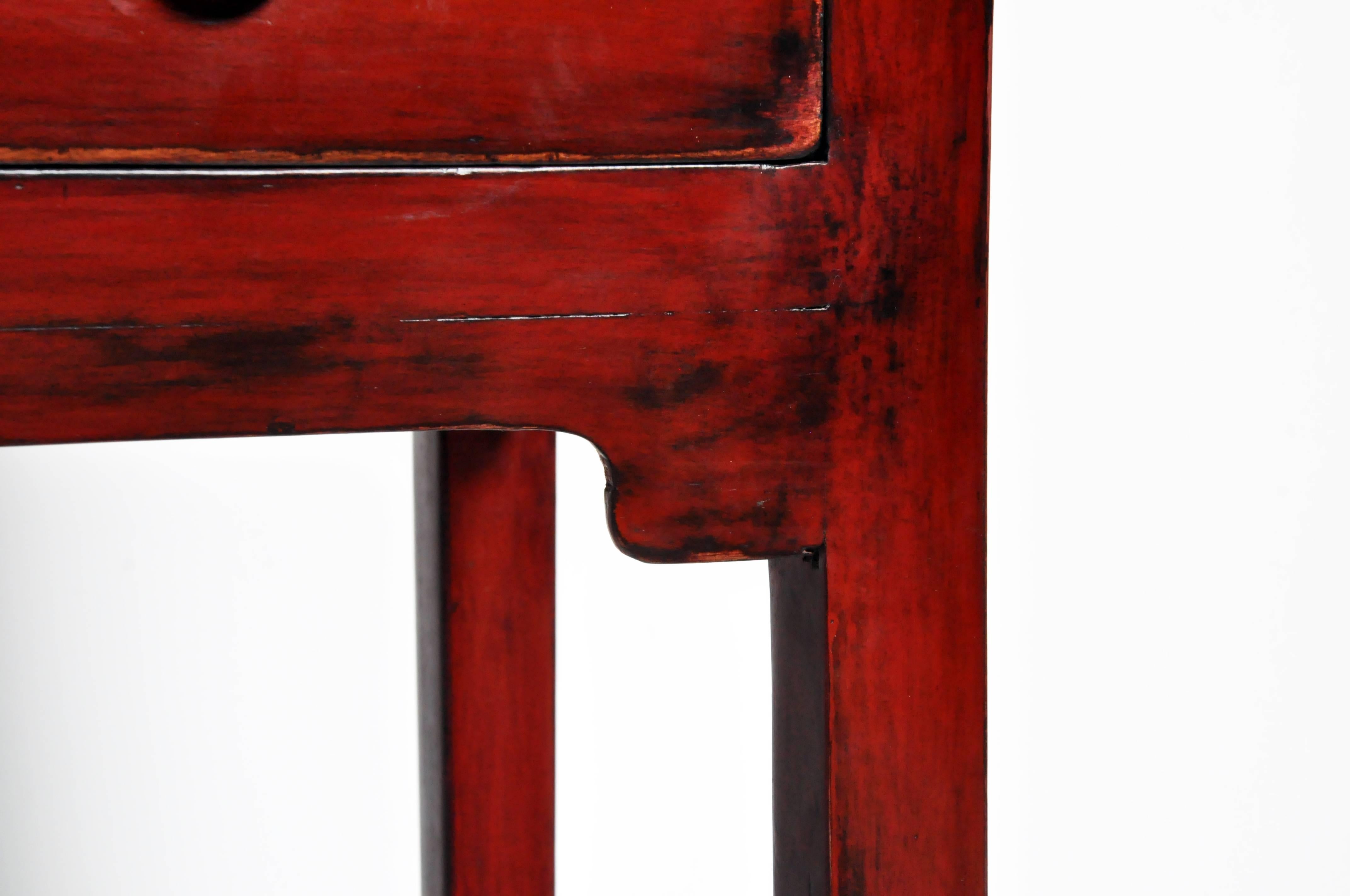 Red-Lacquered Chinese Console Table with Four Drawers 11