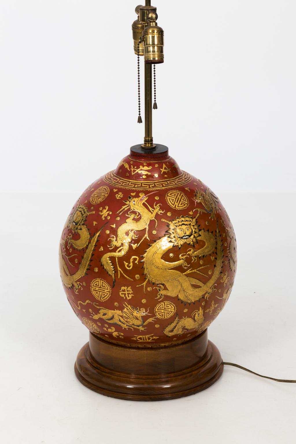 Red Lacquered Chinese Lamp For Sale 13