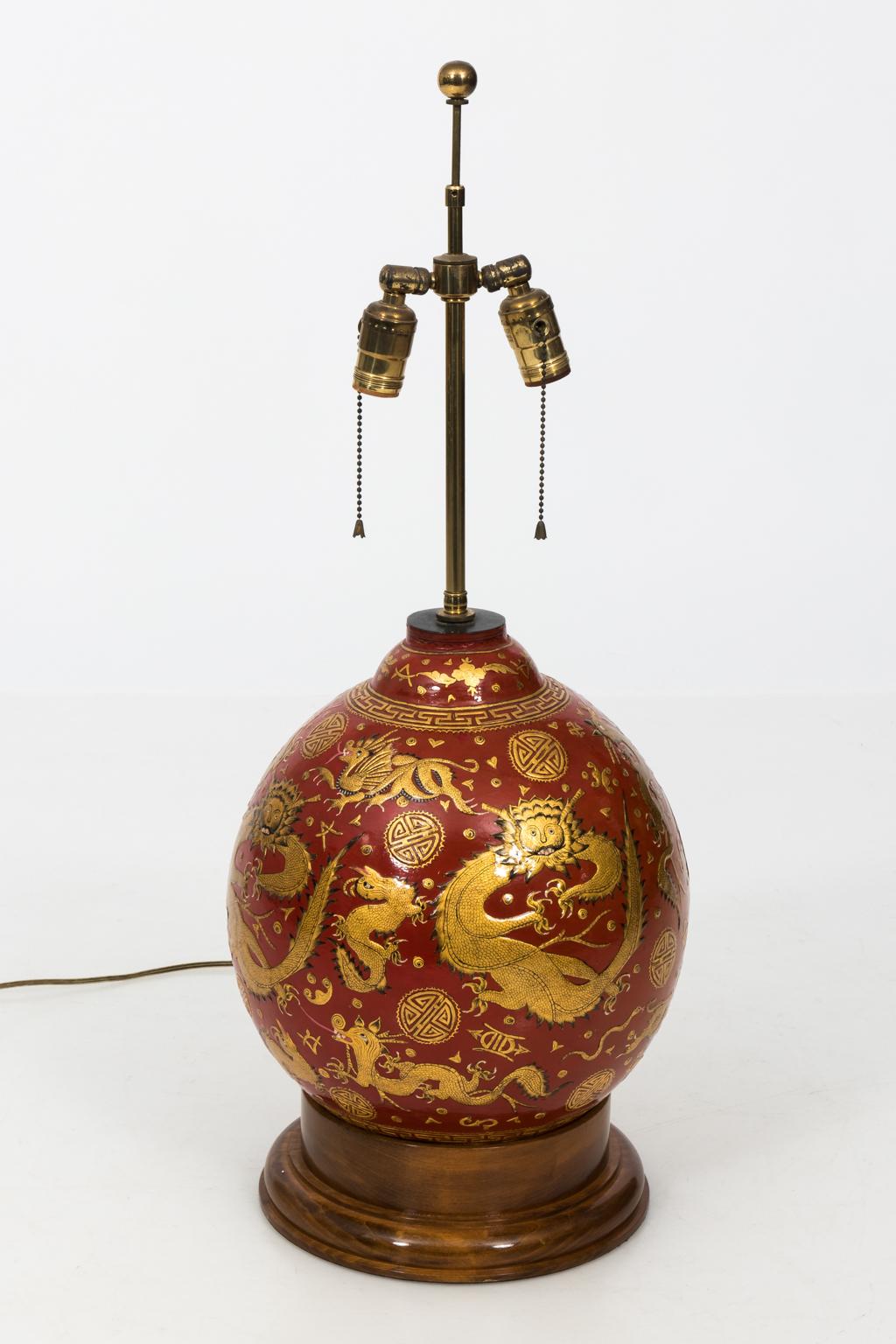 Red Lacquered Chinese Lamp For Sale 16