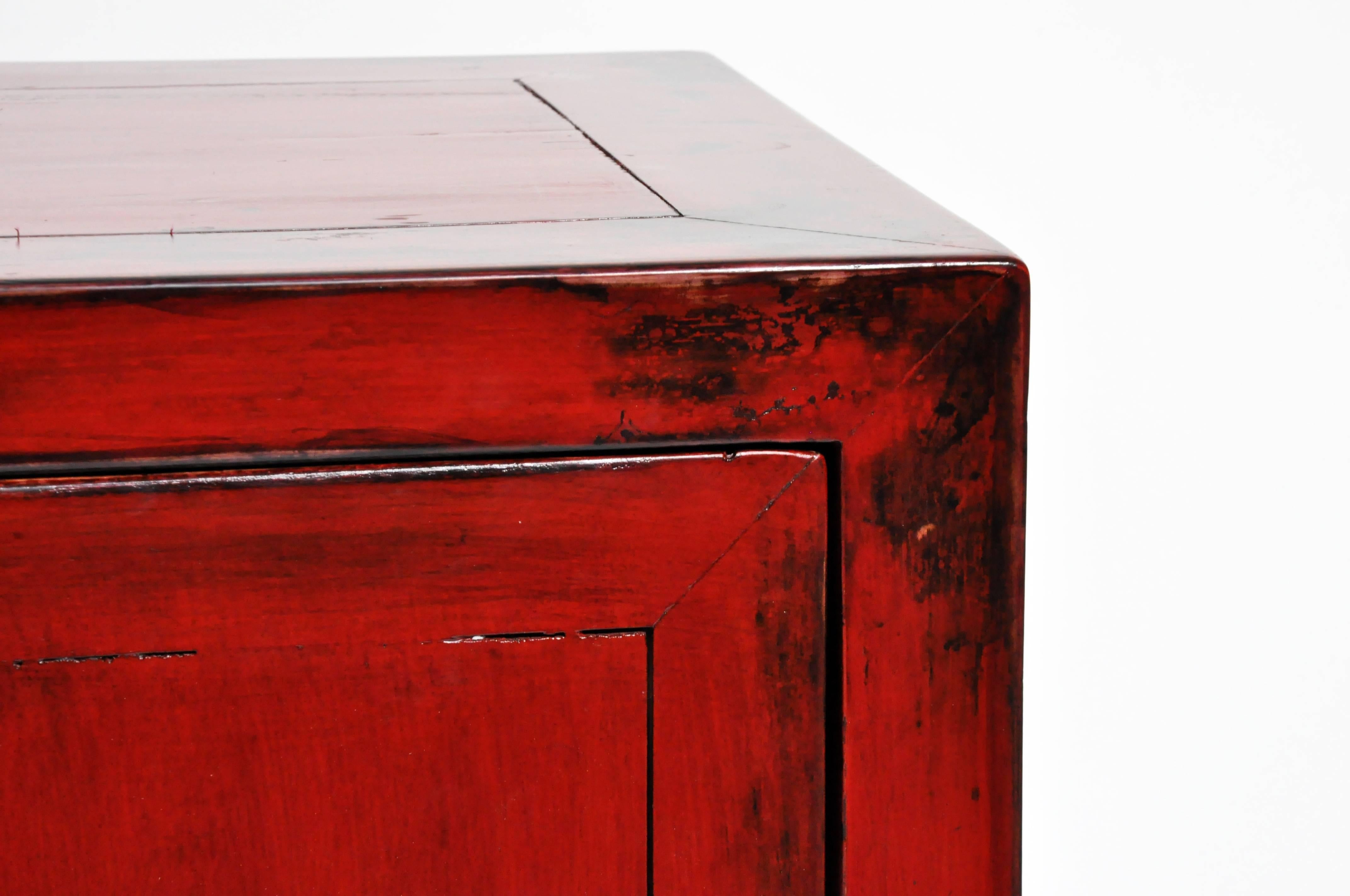 Red Lacquered Chinese Low Chest with Three Shelves 5
