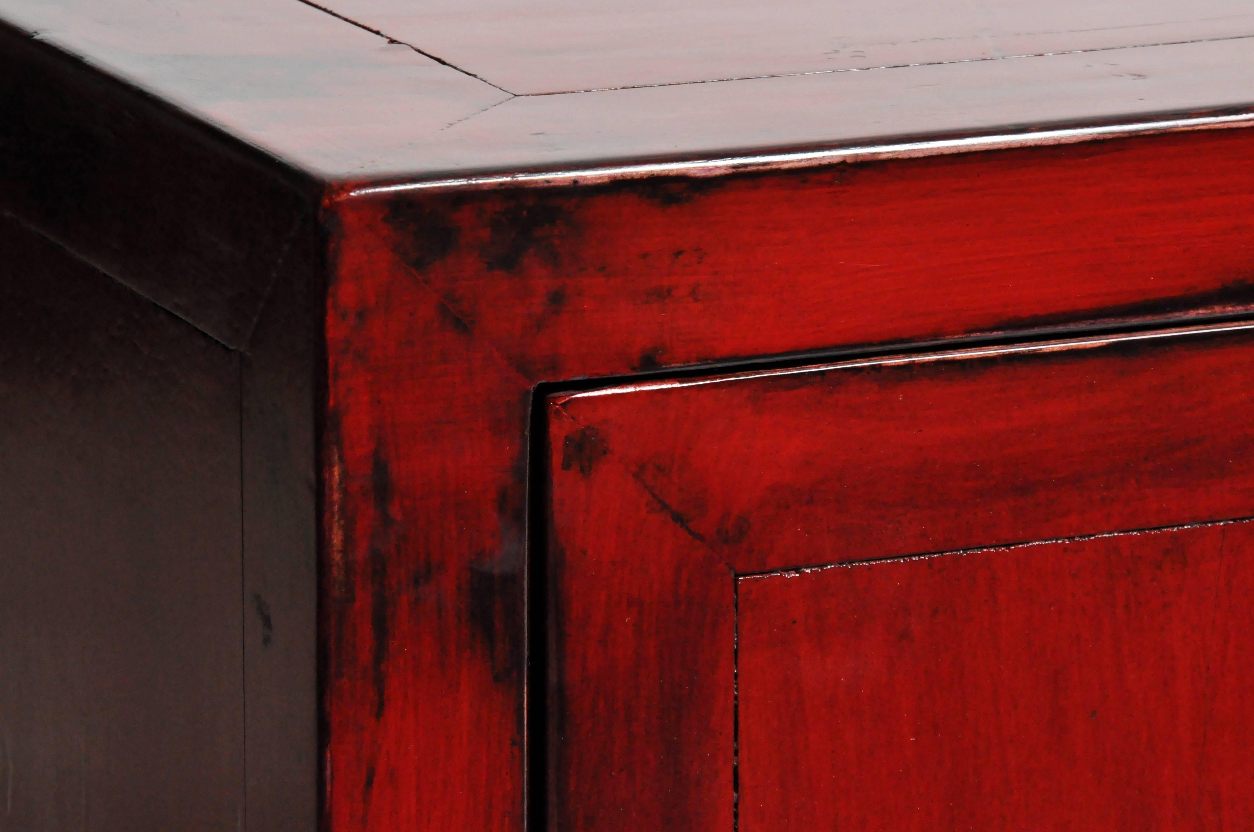 Red Lacquered Chinese Low Chest with Three Shelves 8