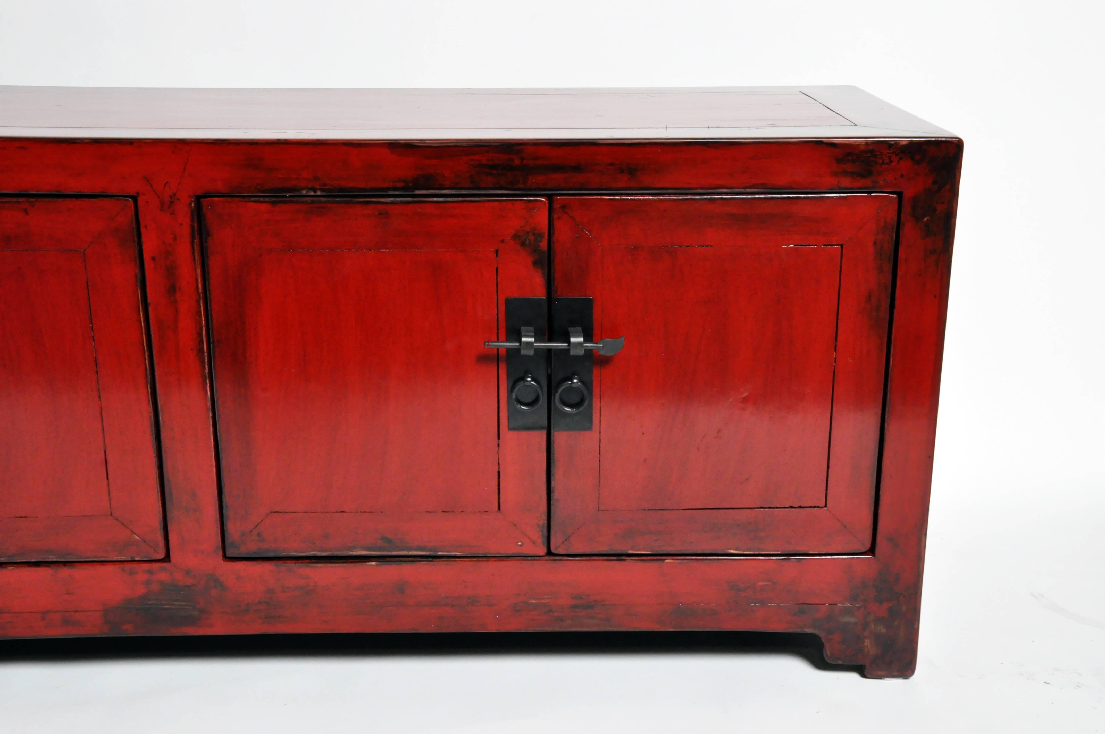 Red Lacquered Chinese Low Chest with Three Shelves 4