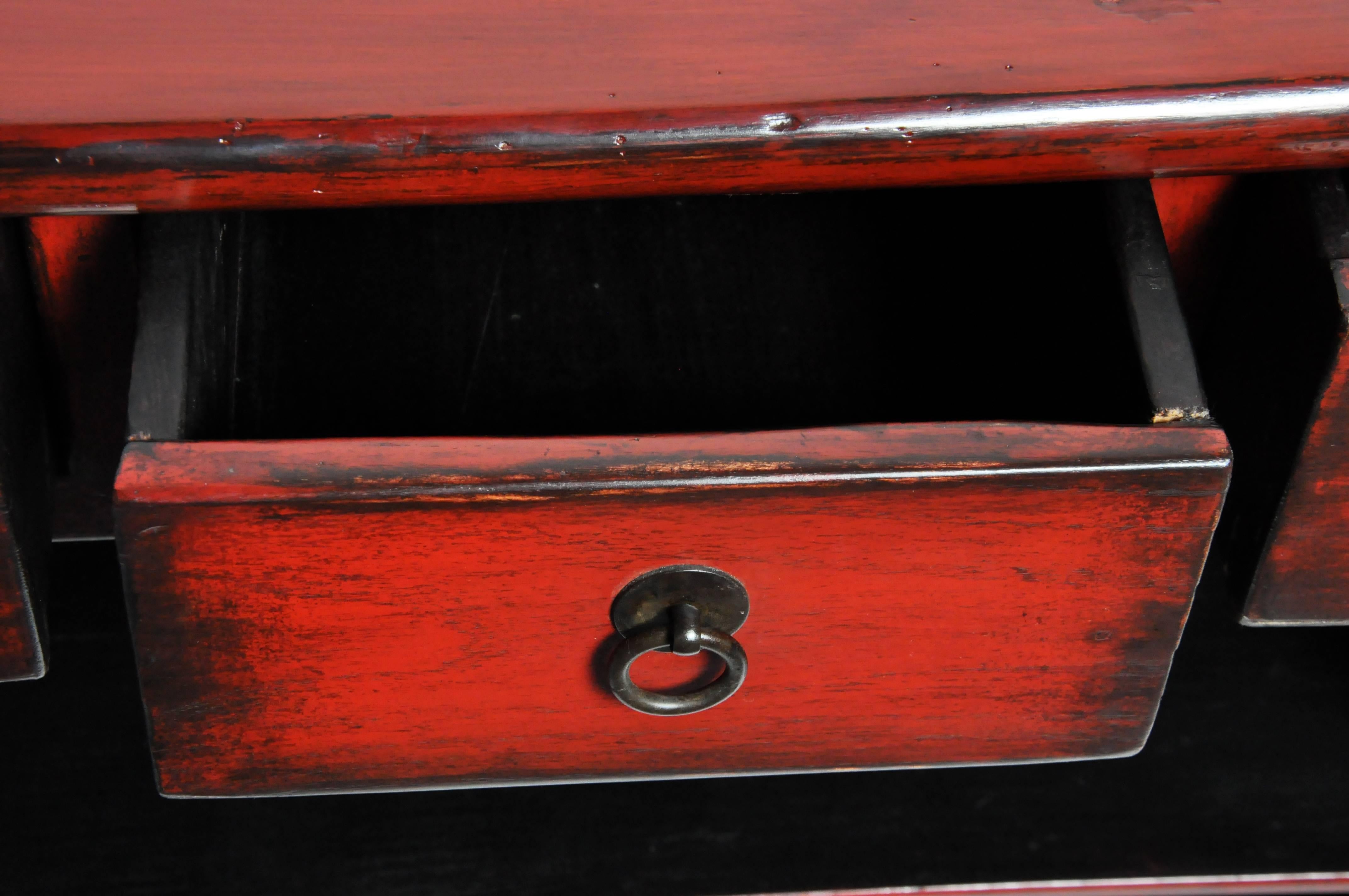 Red-Lacquered Chinese Oval Chest with Three Drawers and a Shelf 10