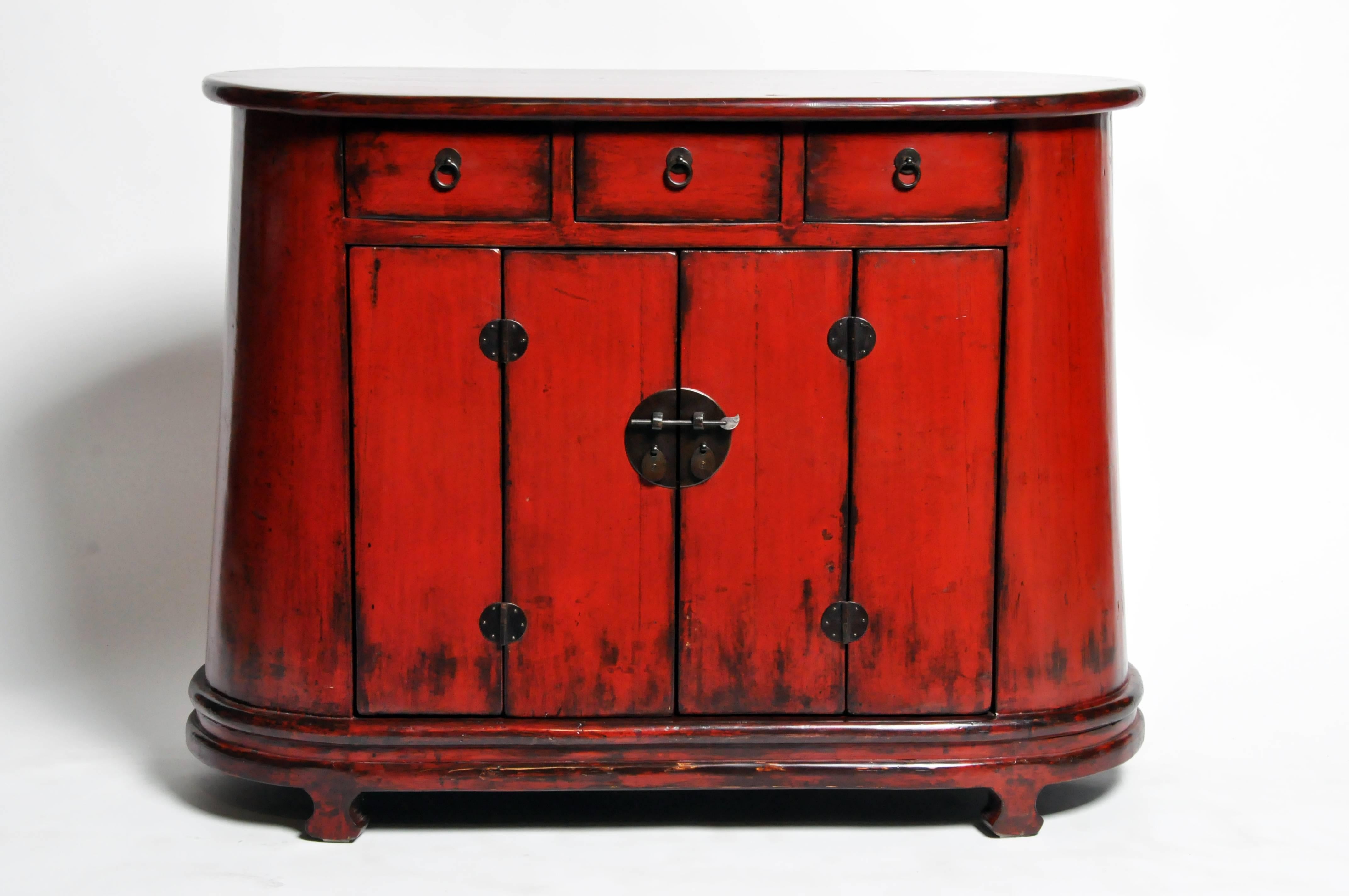 Red-Lacquered Chinese Oval Chest with Three Drawers and a Shelf In Good Condition In Chicago, IL