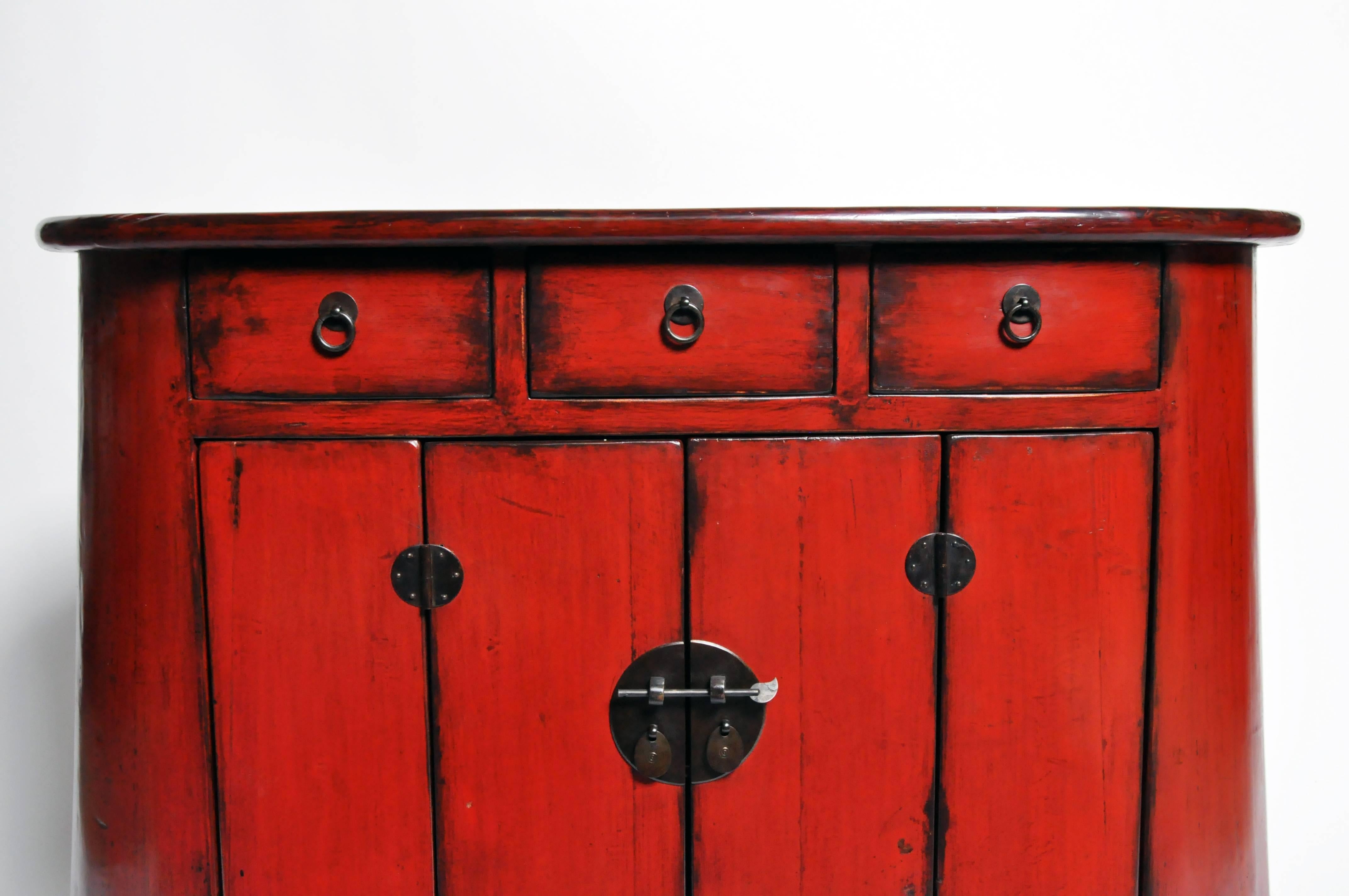 Contemporary Red-Lacquered Chinese Oval Chest with Three Drawers and a Shelf