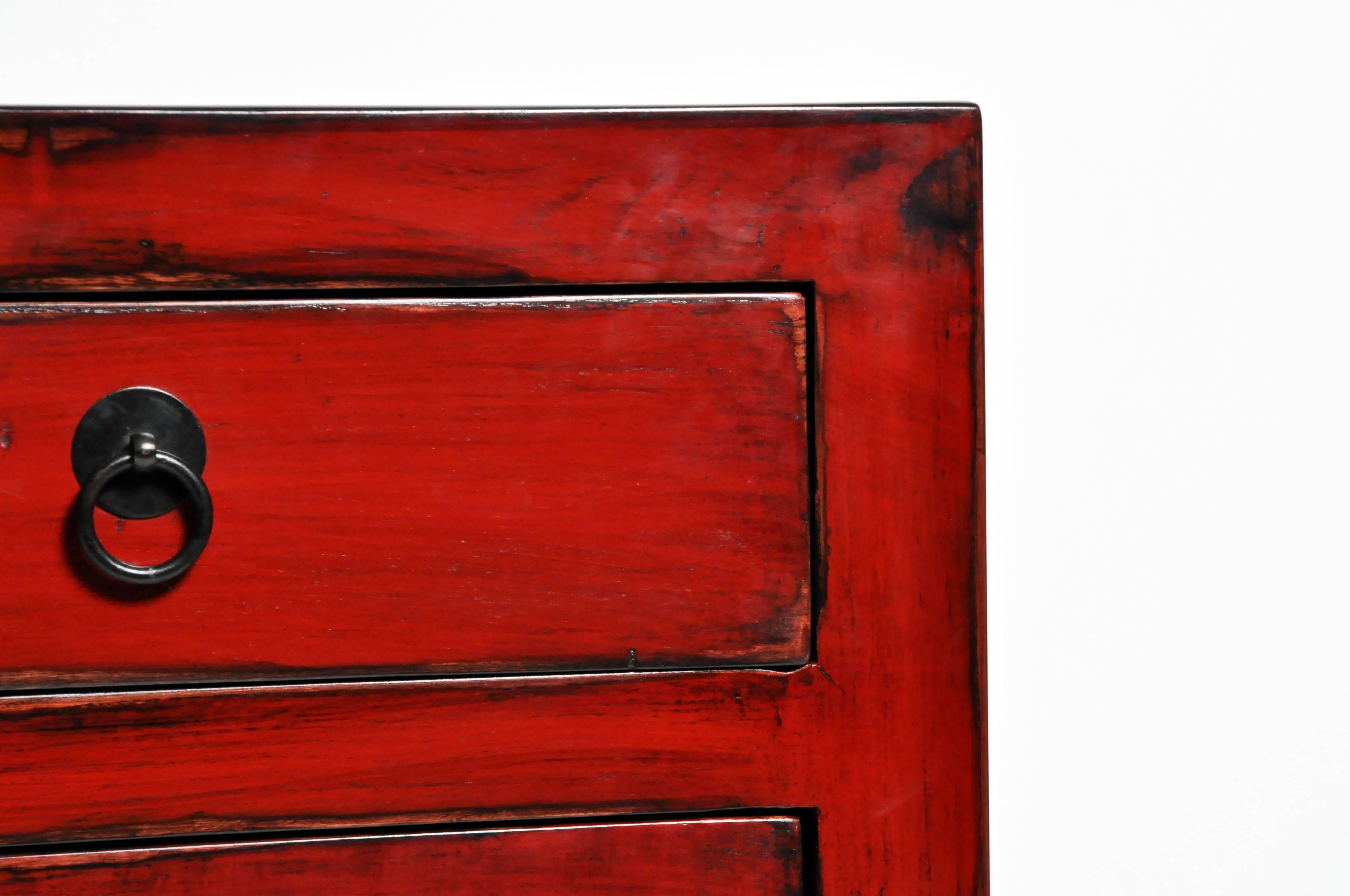 Red Lacquered Chinese Sideboard with Four Drawers 7