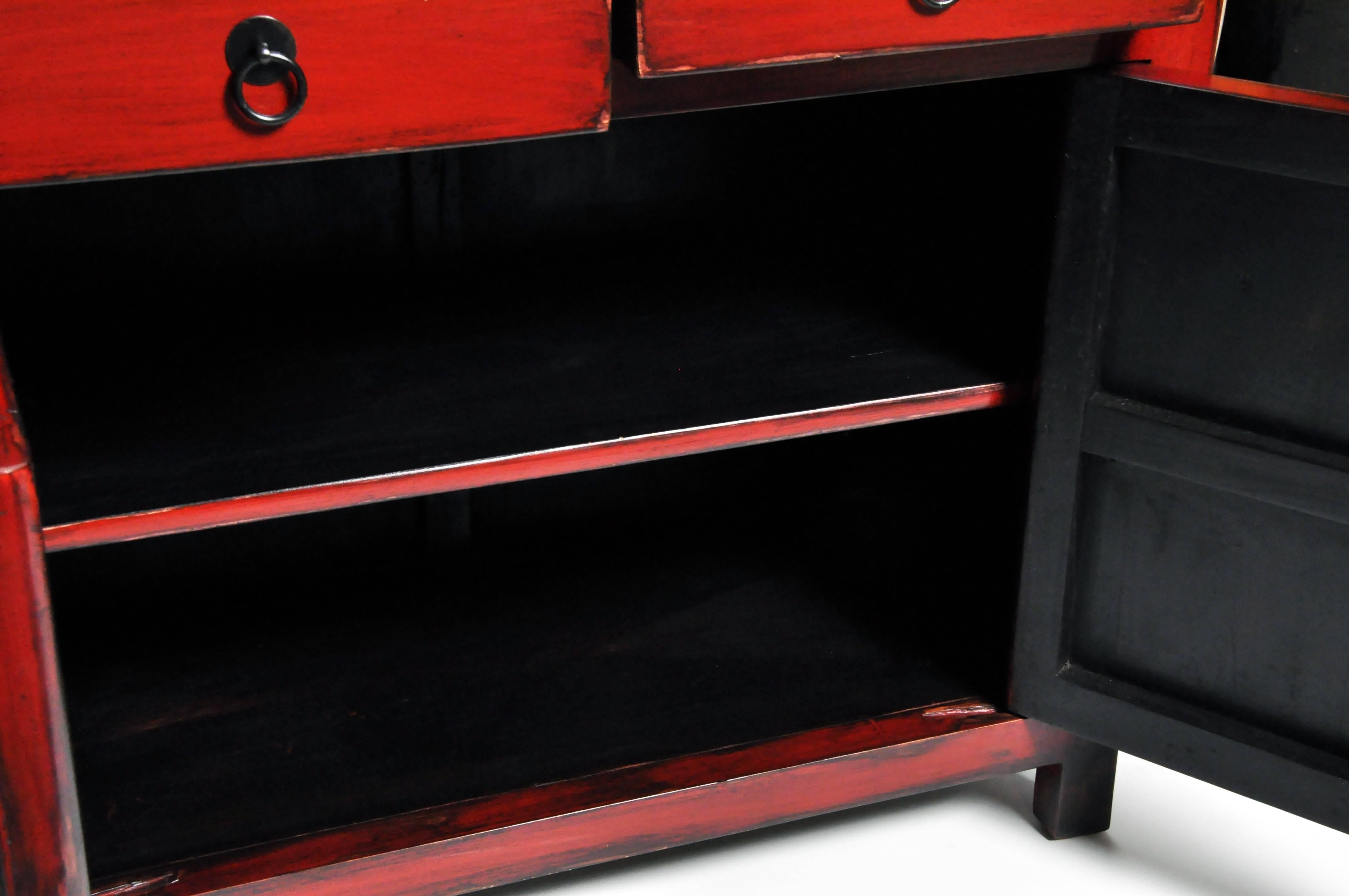 Red Lacquered Chinese Sideboard with Four Drawers 12