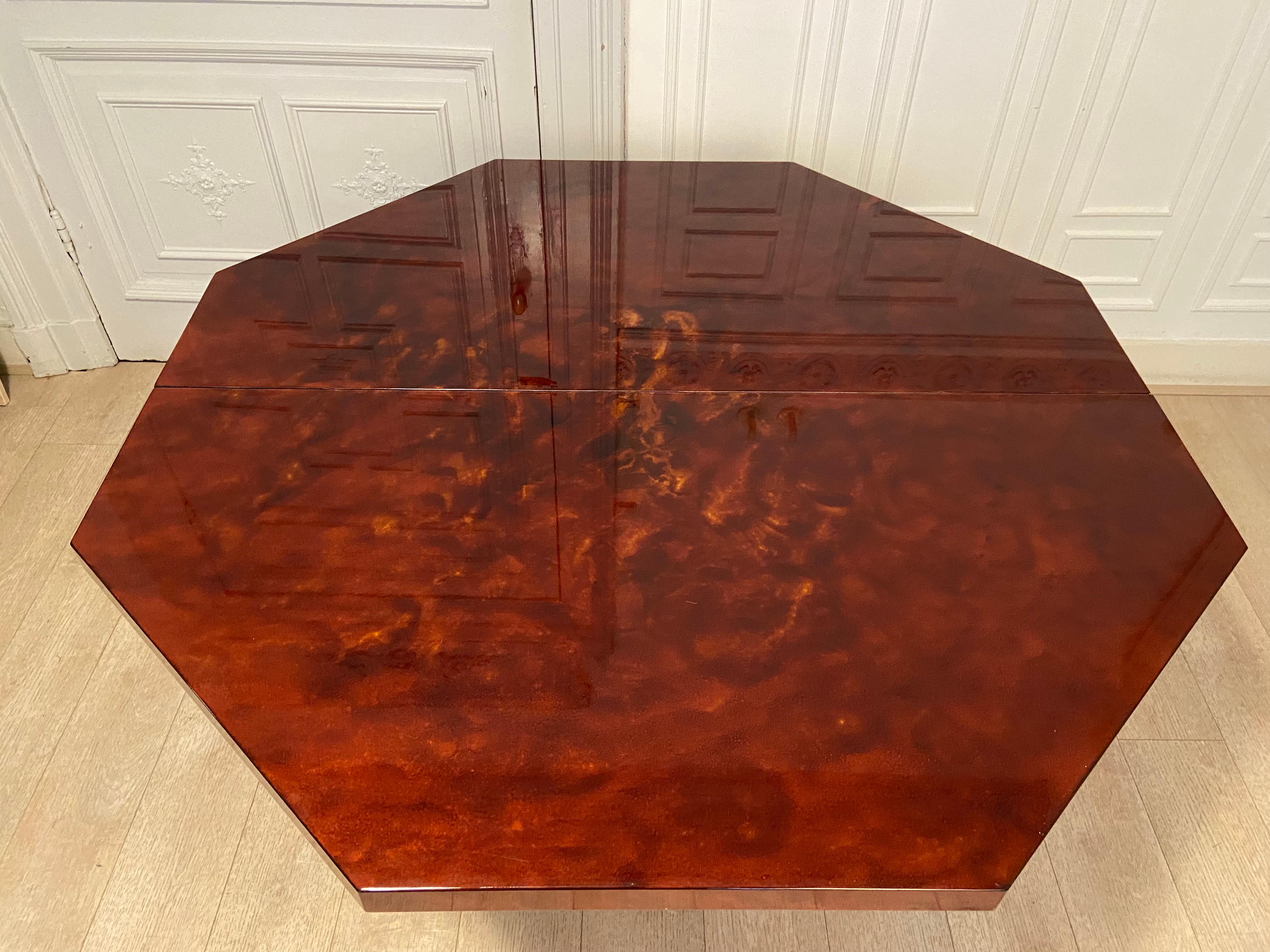 20th Century Red lacquered dining table and gold dust, 1970s For Sale