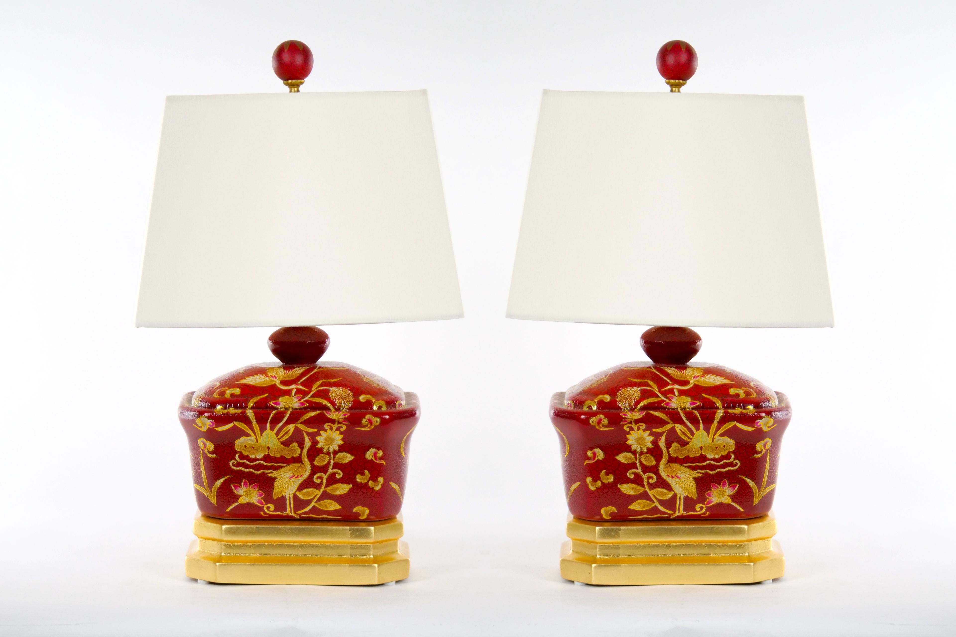 Red Lacquered Hand Decorated Chinoiserie Pair Lamp 5