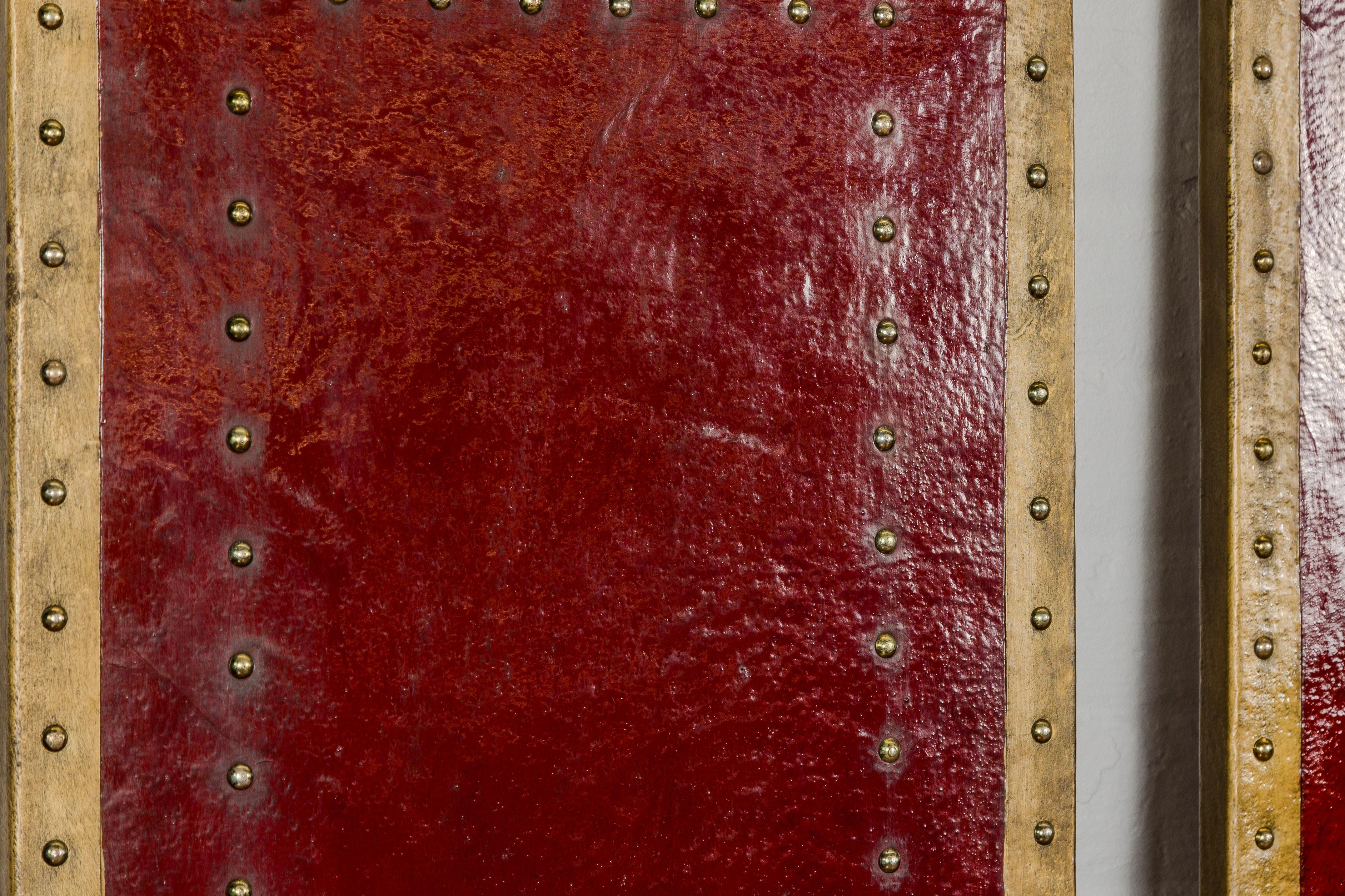 Red Lacquered Leather Four Panels with Brass Nailheads Accentuation, Vintage  For Sale 5