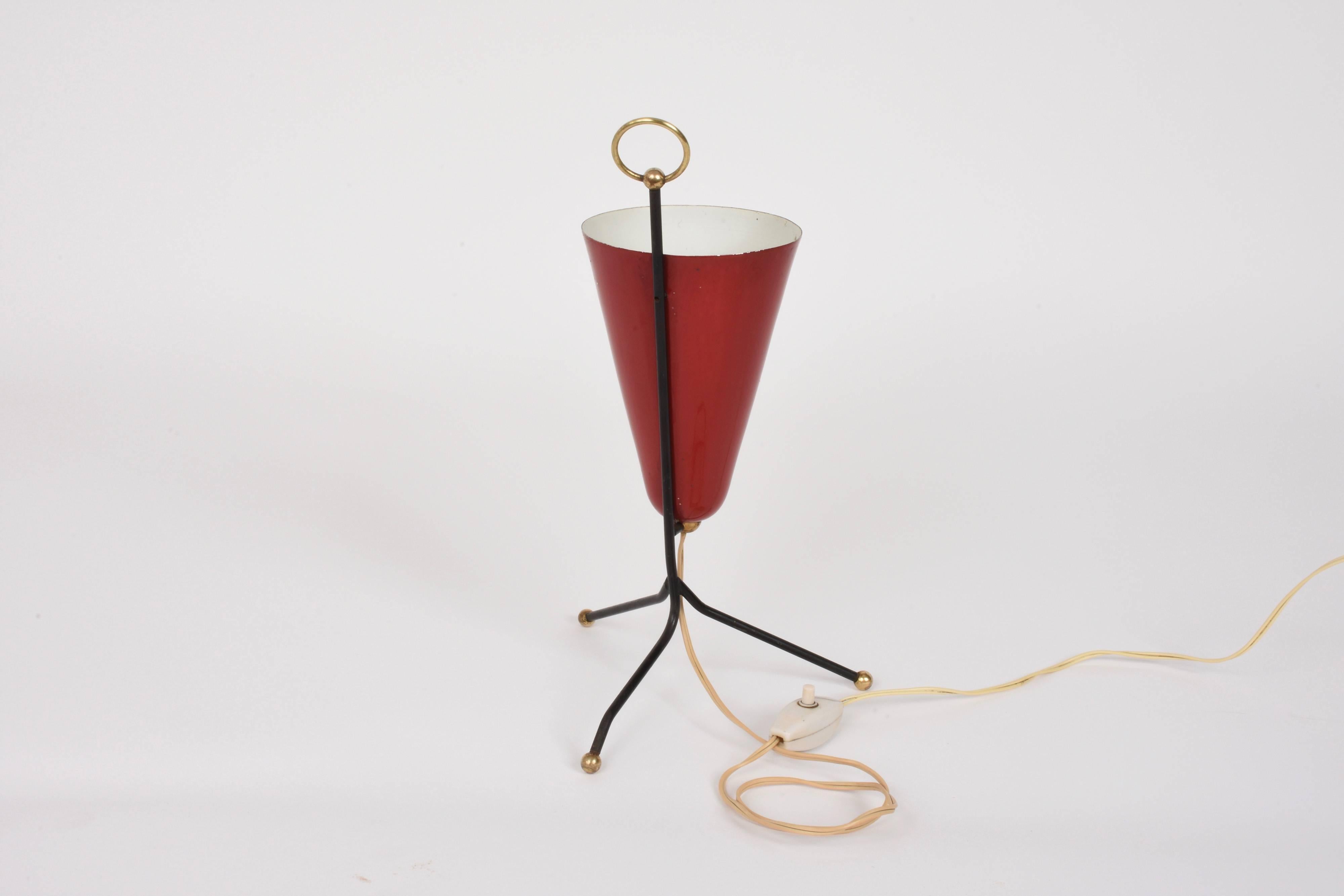 20th Century Red Lacquered Metal and Brass Conical Italian Table Lamp with Tripod, 1950s For Sale