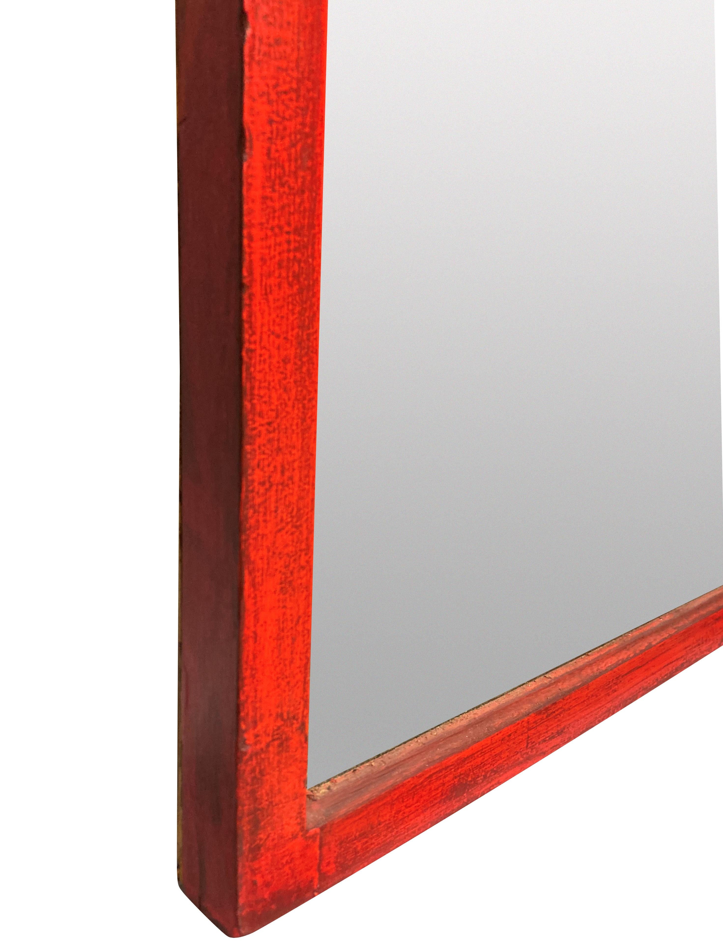 Red Lacquered Queen Anne Style Mirror In Good Condition For Sale In London, GB