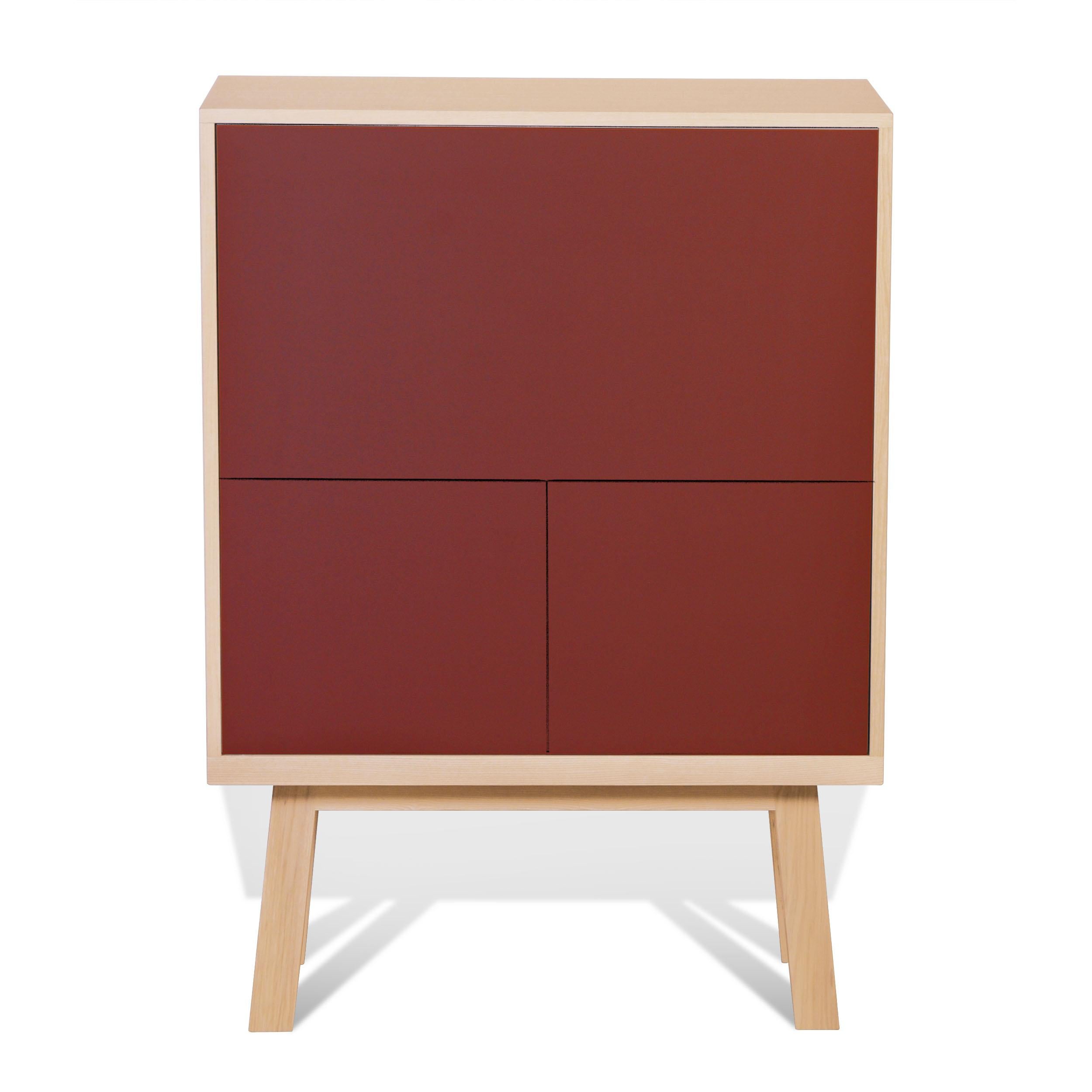 Red lacquered Secretaire Desk, Design E.Gizard in Paris, 11 colours available In New Condition For Sale In Landivy, FR