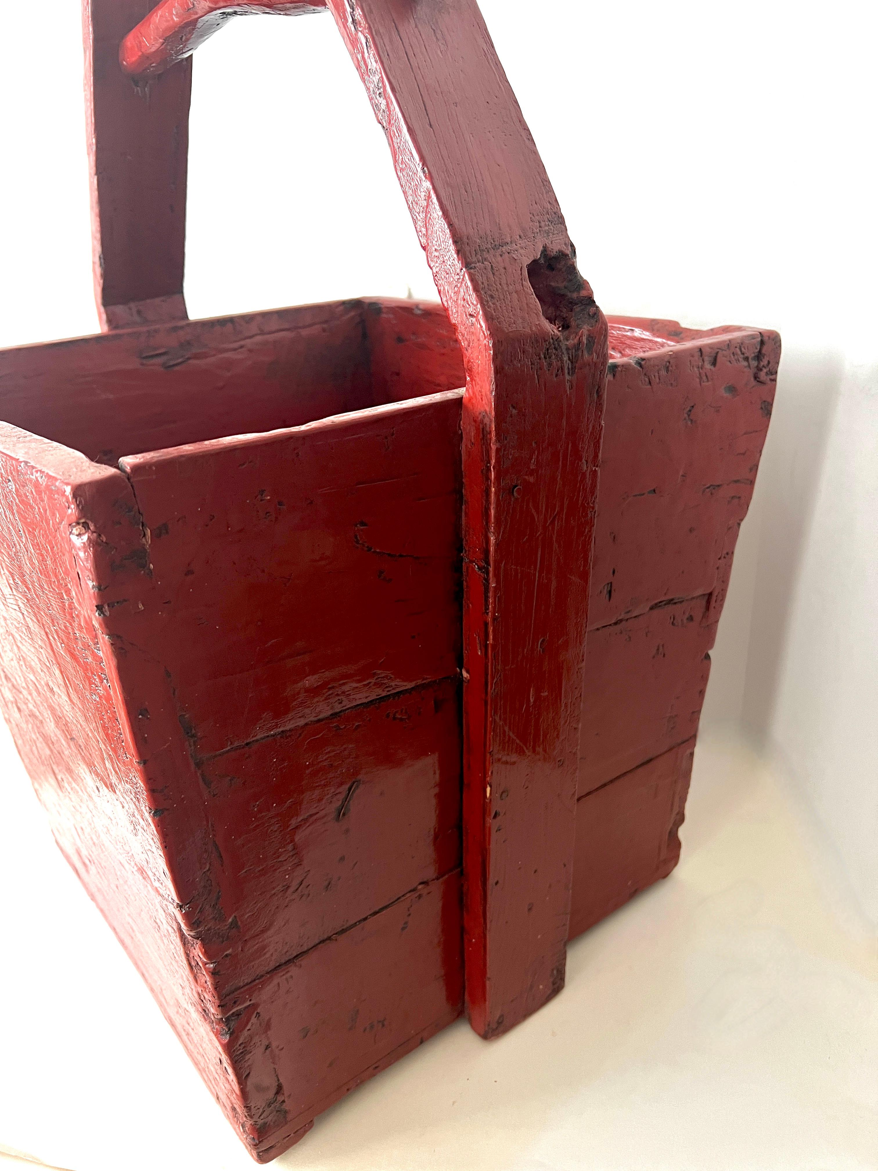 Red Lacquered Wooden Chinese Rice Container Planter or Jardiniere In Good Condition For Sale In Los Angeles, CA