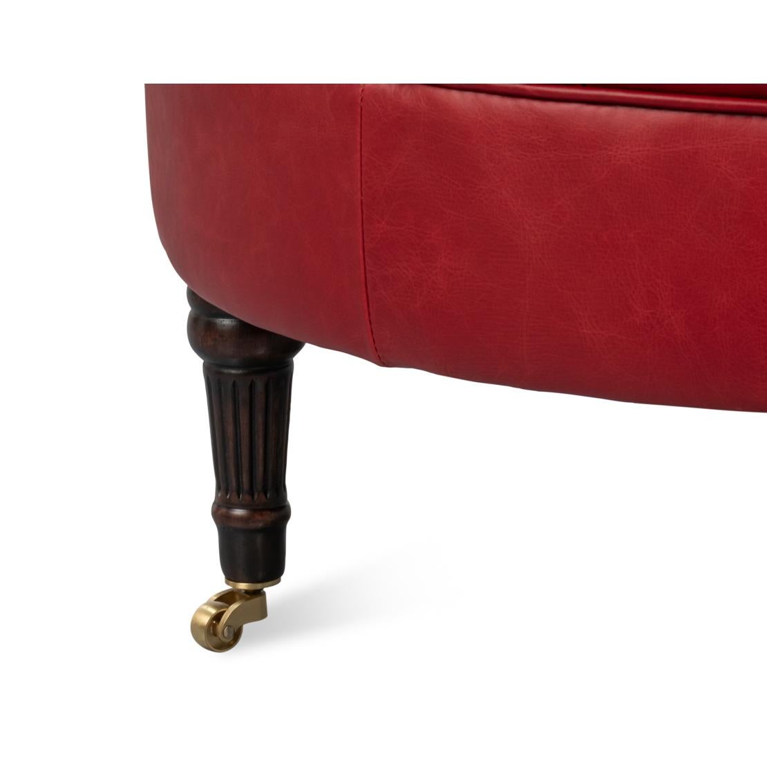 Chaise à dossier en cuir rouge en vente 3