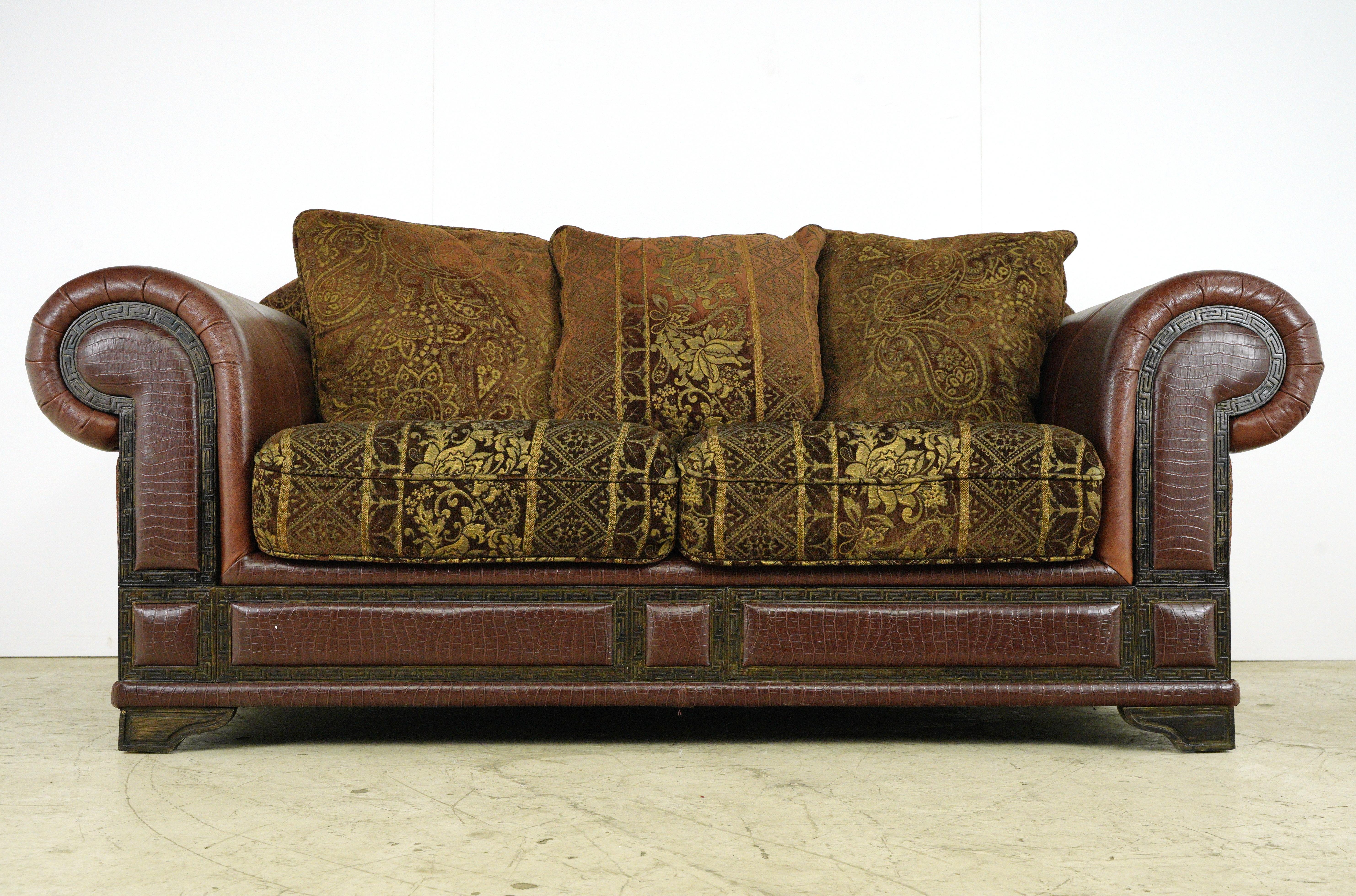 Red Leather Brown & Gold Living Room Seating Set For Sale 7