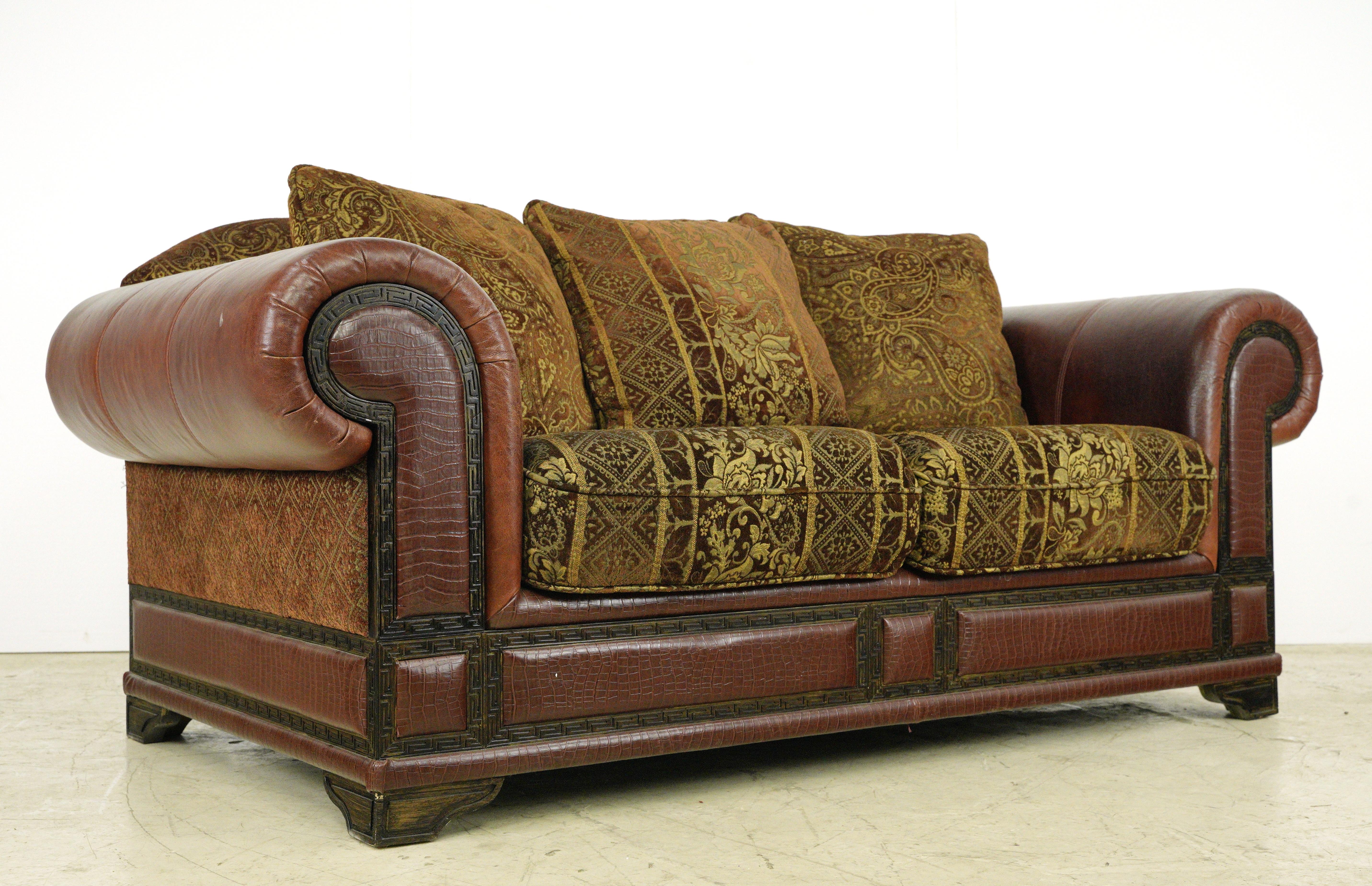 Red Leather Brown & Gold Living Room Seating Set For Sale 8