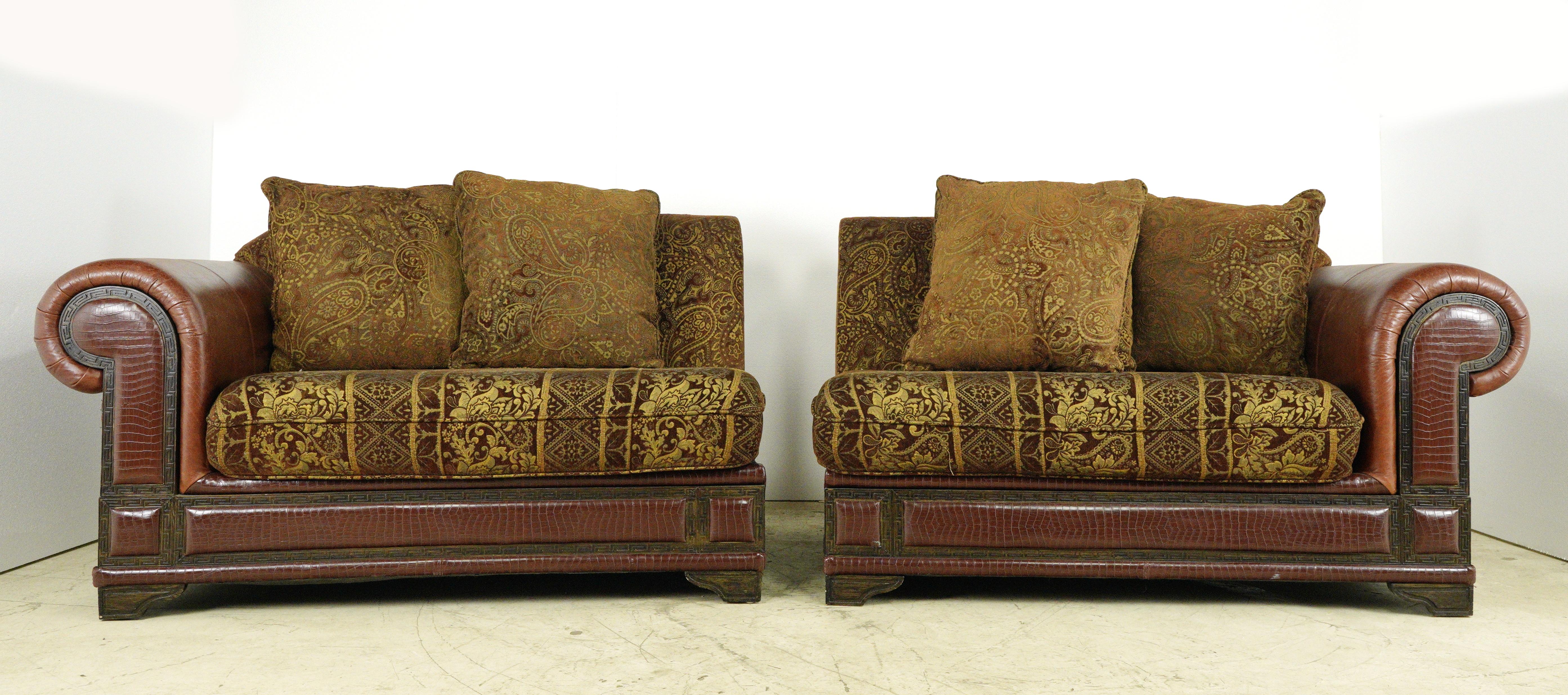 Red Leather Brown & Gold Living Room Seating Set In Good Condition For Sale In New York, NY
