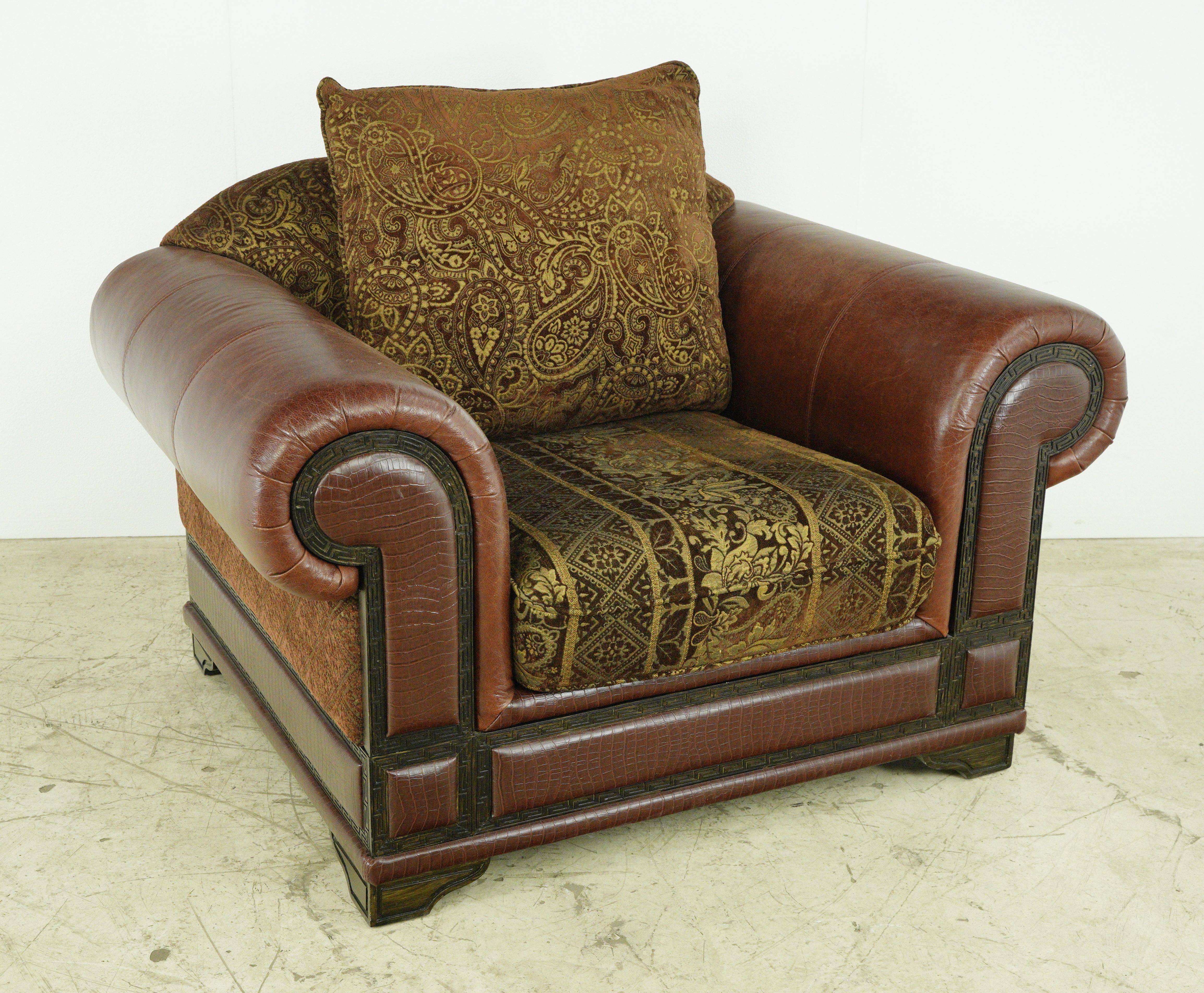 Red Leather Brown & Gold Living Room Seating Set For Sale 5