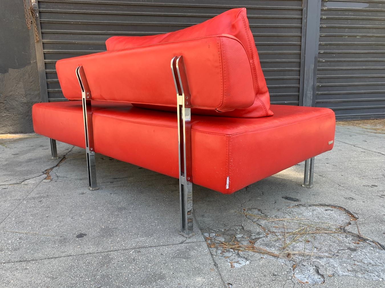 Red Leather Chaise by Nicoletti Italia 5