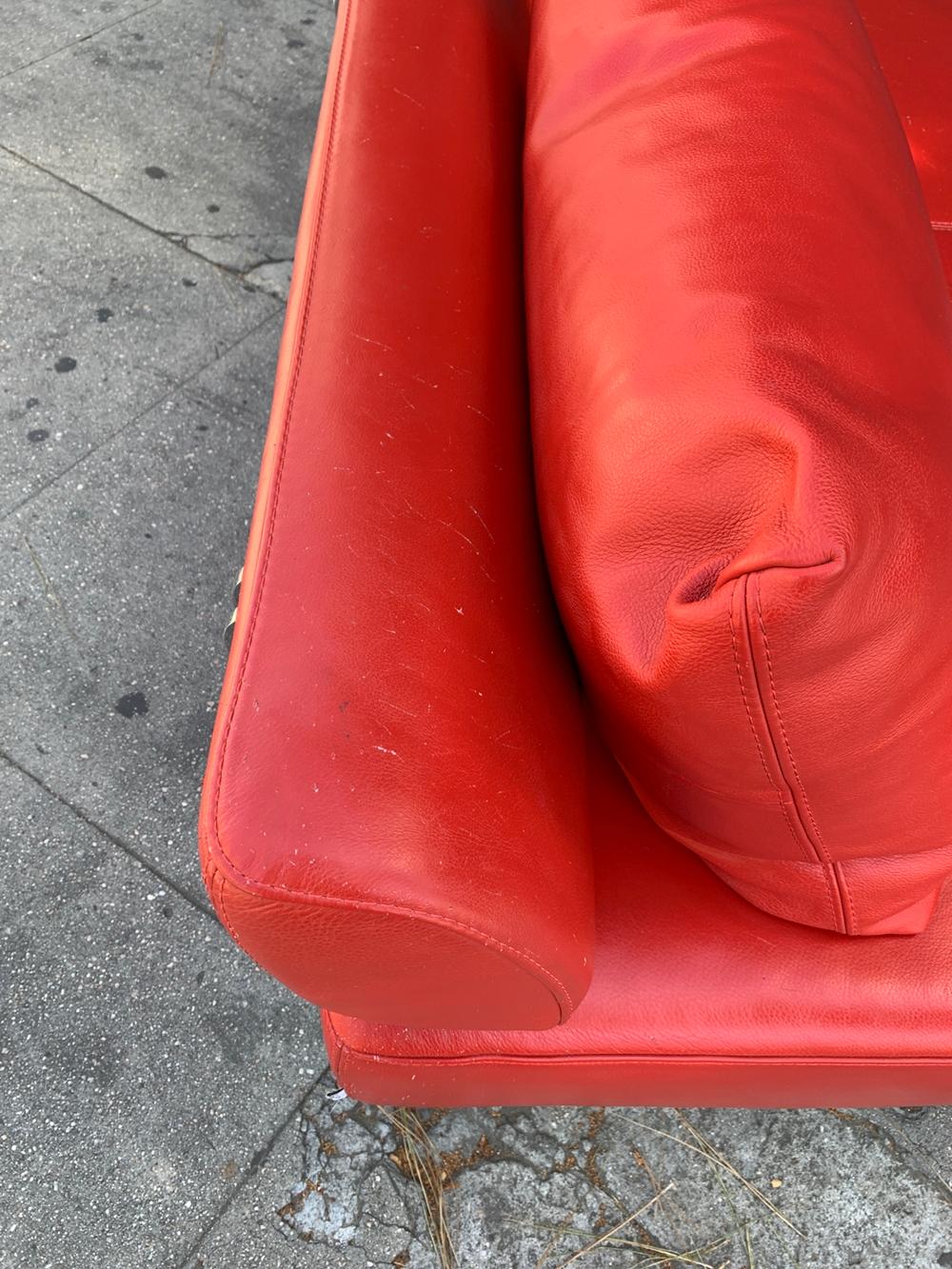 Red Leather Chaise by Nicoletti Italia 12
