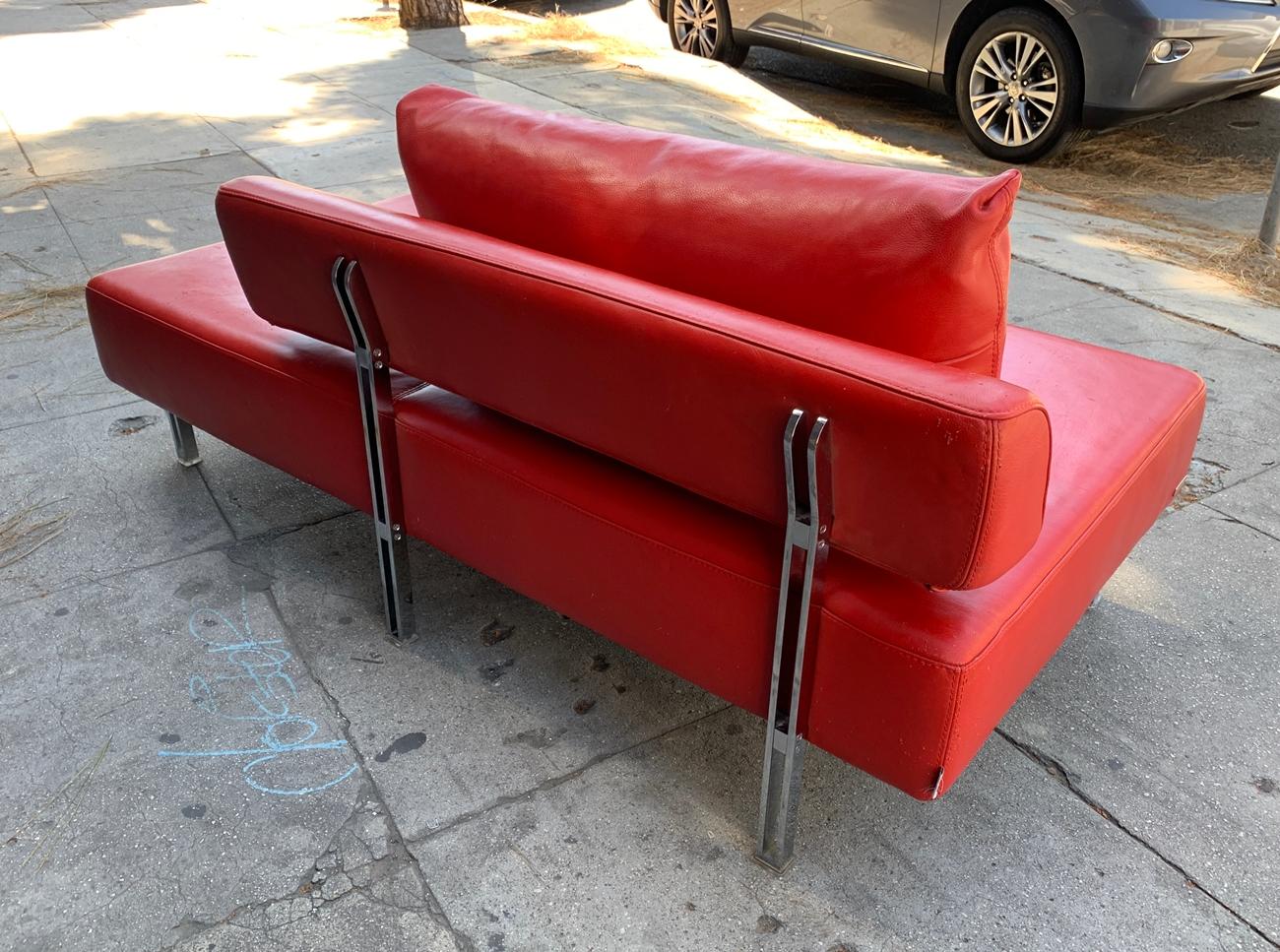 Red Leather Chaise by Nicoletti Italia In Fair Condition In Los Angeles, CA
