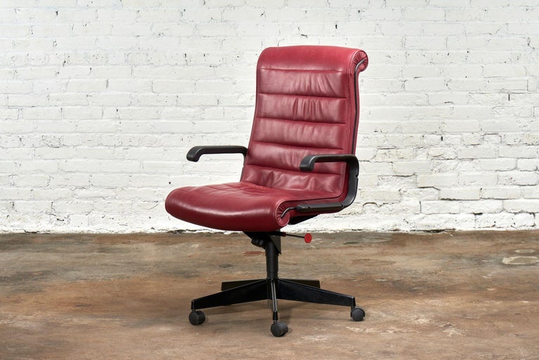 Red Leather Desk Chair by Richard Sapper for Knoll Inc/Knoll Intl