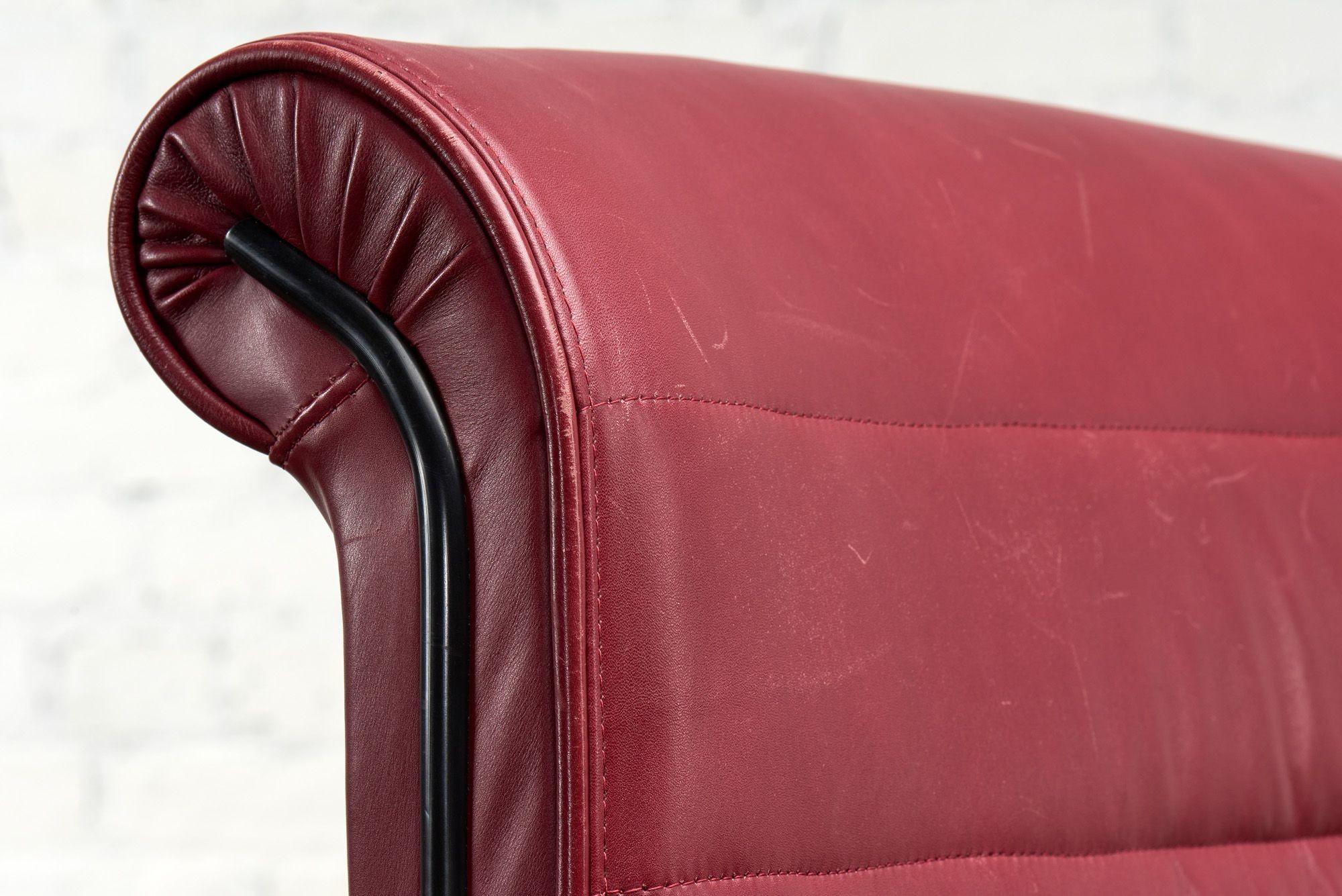 Red Leather Desk Chair by Richard Sapper for Knoll Inc/Knoll Intl, France 1992 In Good Condition For Sale In Chicago, IL