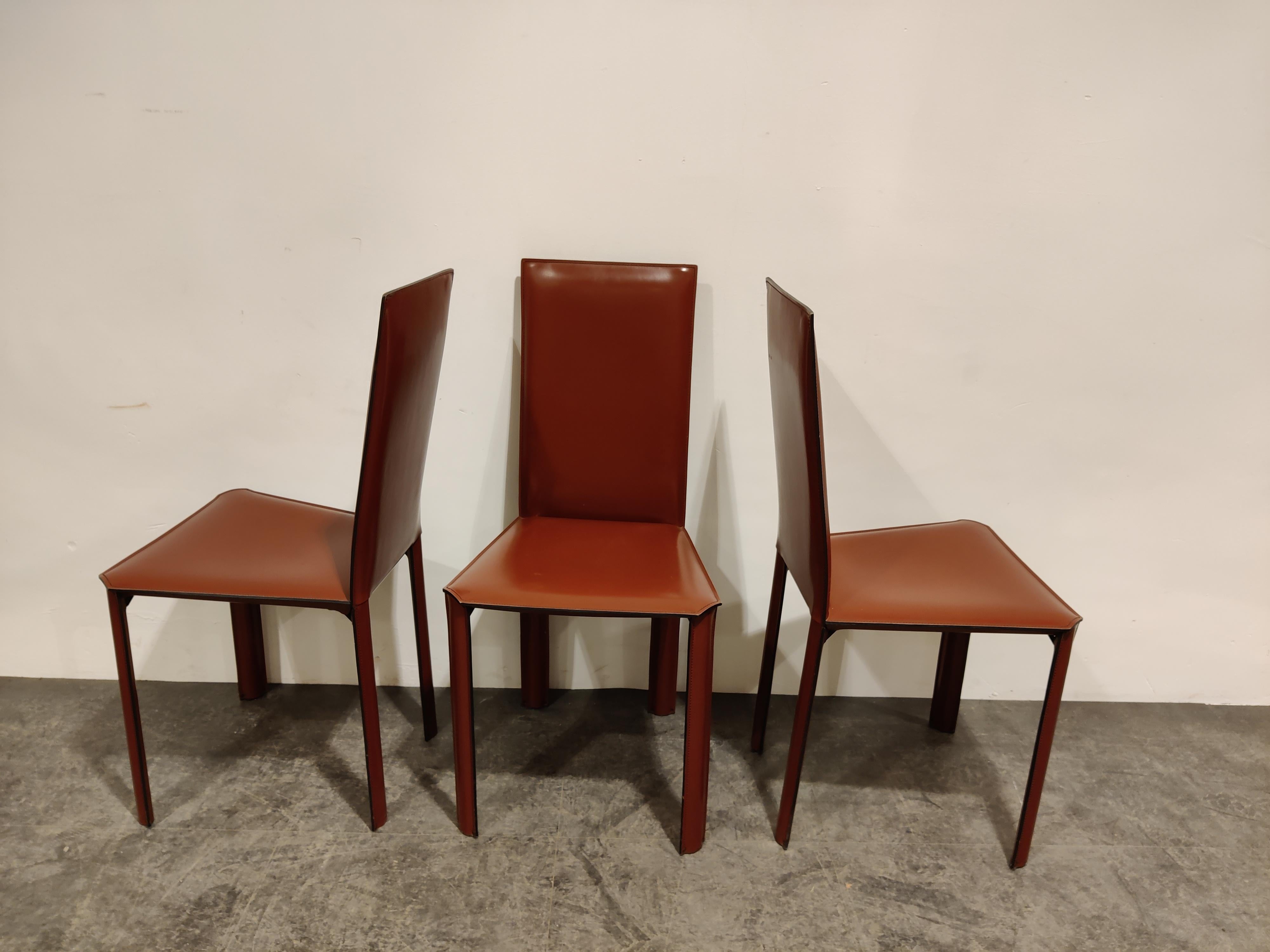 Red Leather Dining Chairs by De Couro Brazil, 1980s In Good Condition In HEVERLEE, BE