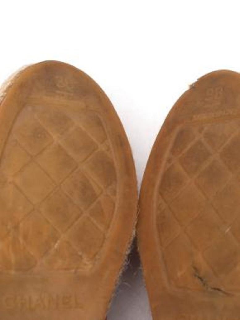 Chanel Alpargatas de piel rojas en venta 2