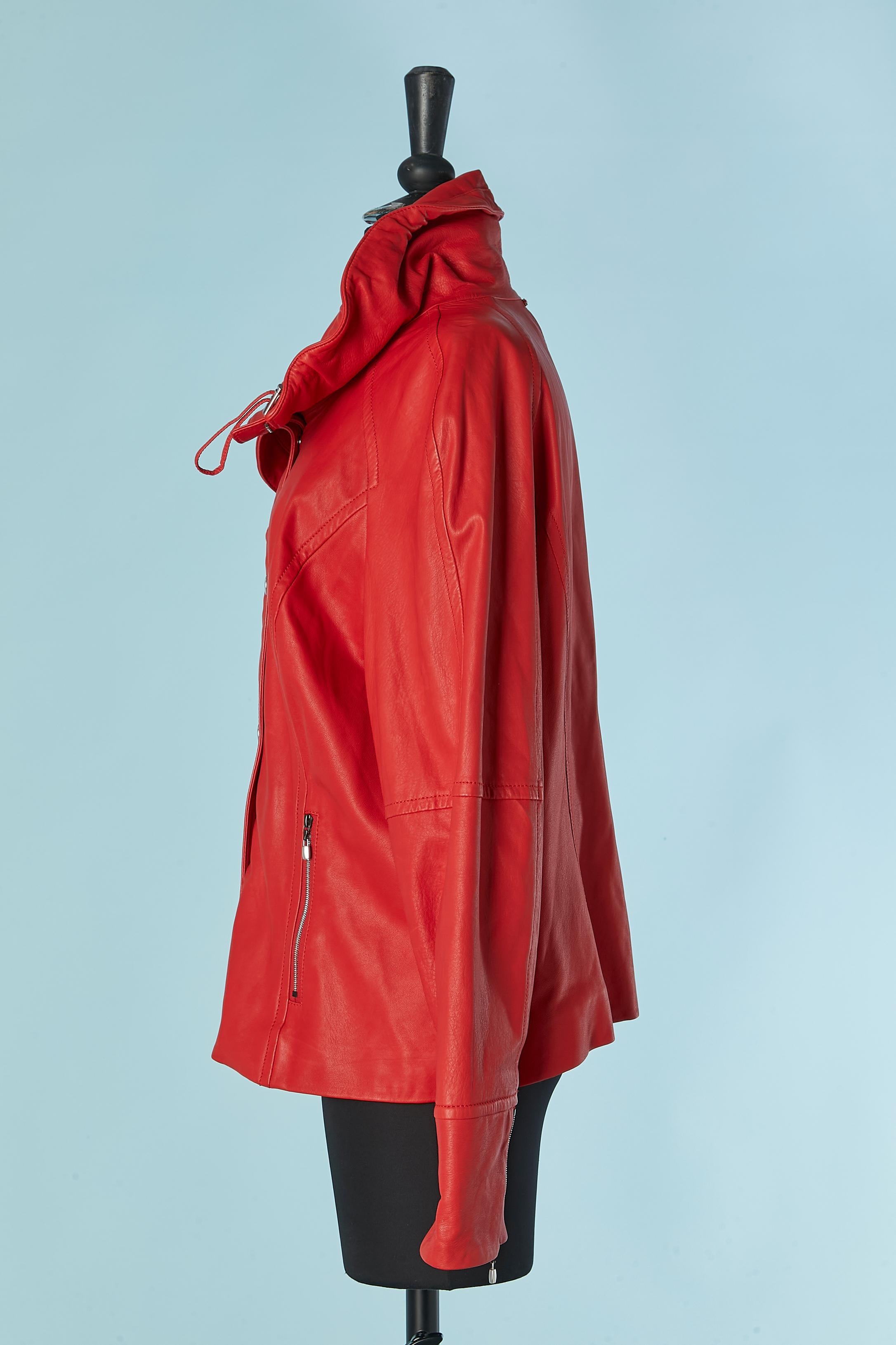 Chaqueta de cuero roja ST JOHN en Bueno estado para la venta en Saint-Ouen-Sur-Seine, FR