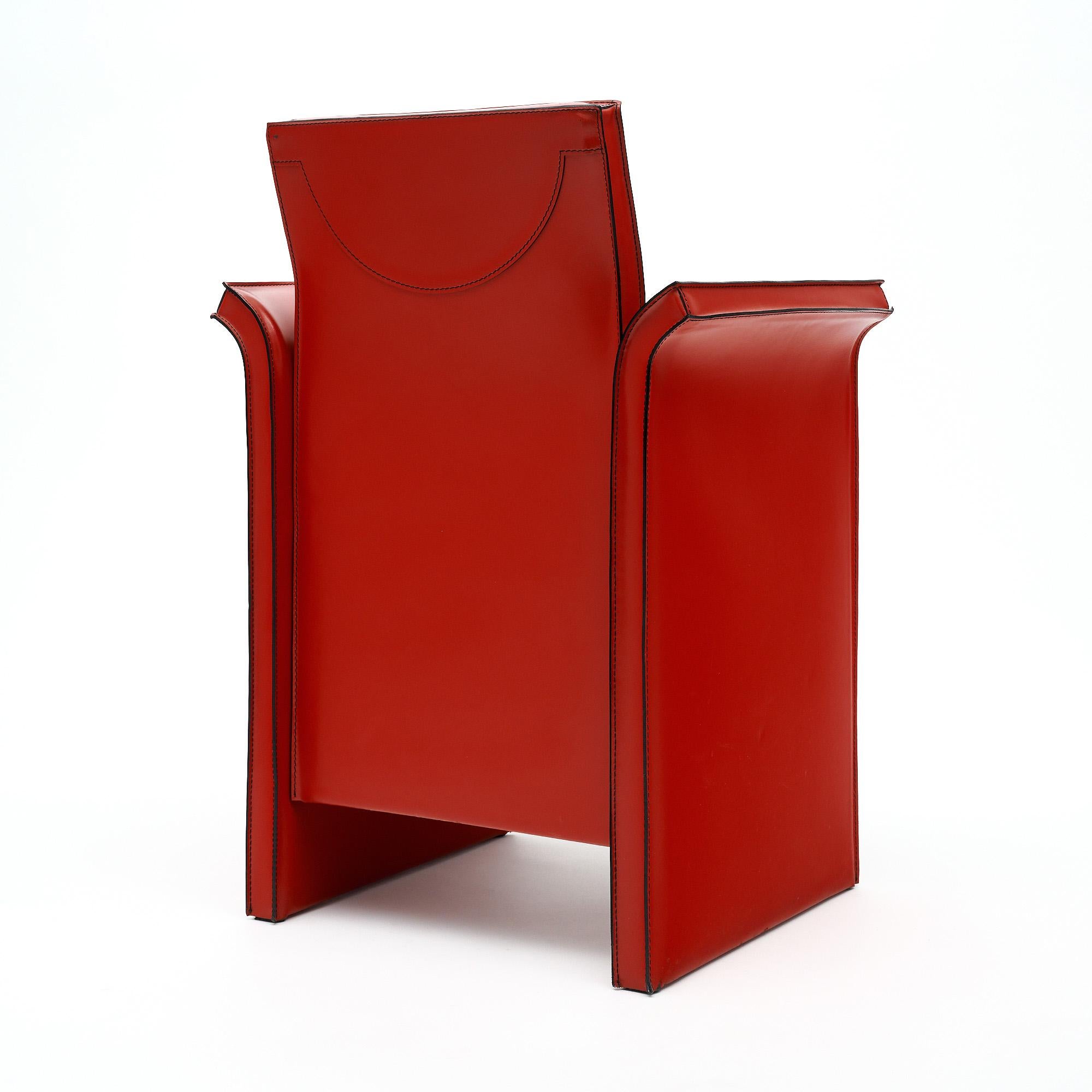 Sillas auxiliares modernistas de cuero rojo de 